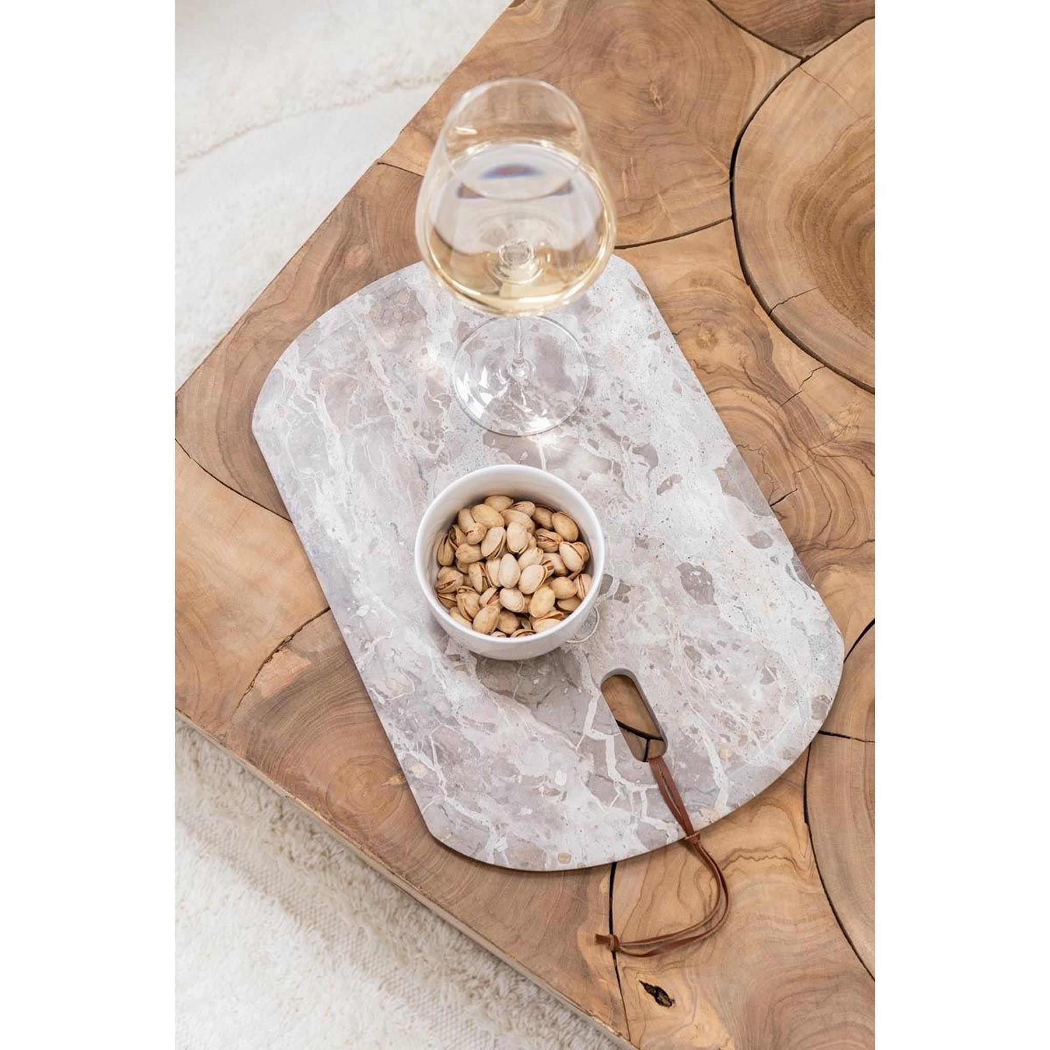 Voir la diapositive 2 : J-LINE Planche à découper en marbre  bali  45cm beige