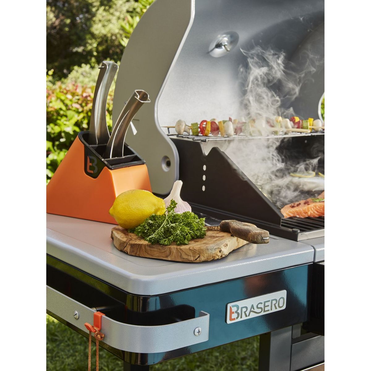 BRASERO Barbecue charbon de bois et plancha gaz 3 brûleurs + 1 brûleur latéral
