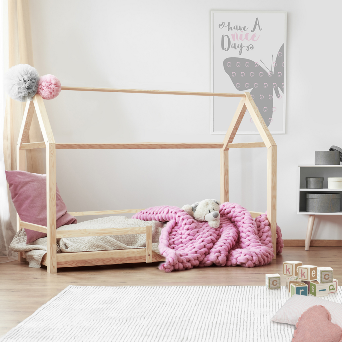 ID MARKET Lit cabane enfant 90 x 190 CM NESSI bois avec sommier et barrières