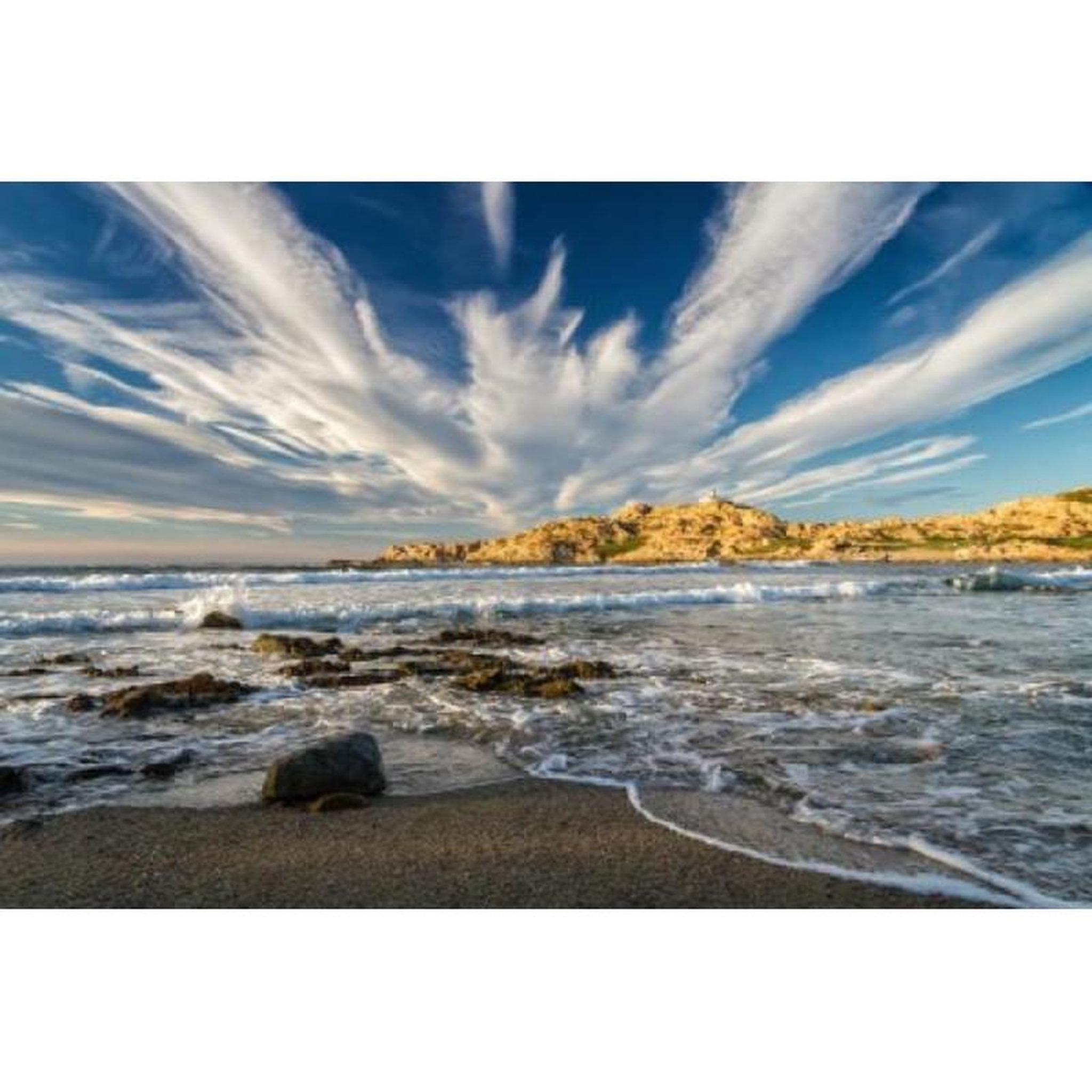 Voir la diapositive 2 : ALIZE Puzzle 500 pièces Phare de l’Île-Rousse – Corse – Paysage côtier – Adulte – Alizé