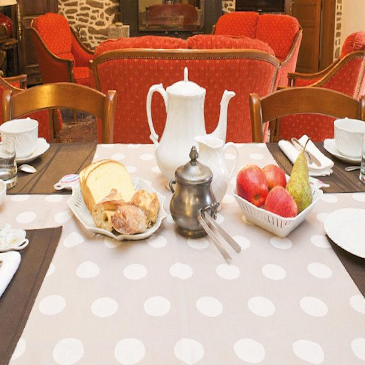 Smartbox Séjour 2 nuits avec 2h de visite guidée du mont Saint-Michel - Coffret Cadeau Multi-thèmes