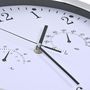 Voir la diapositive 4 : VIDAXL Horloge murale a quartz Hygrometre et thermometre 30 cm Blanc