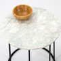 Voir la diapositive 2 : VS VENTA-STOCK Table auxiliaire Colombo avec Plateau en marbre Blanc Massif et Pieds métalliques