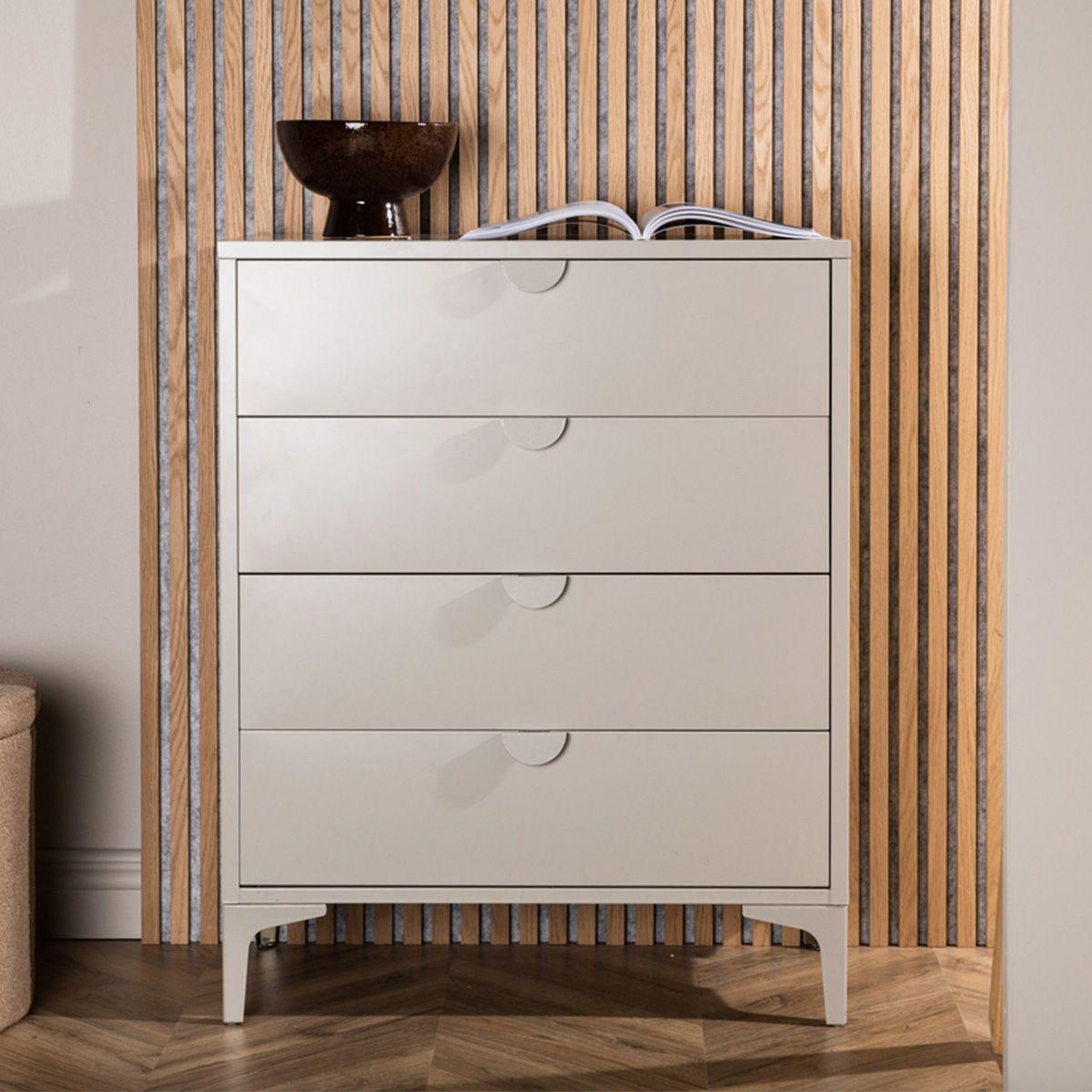 Voir la diapositive 6 : Paris Prix Commode 4 tiroirs  piring  98cm beige