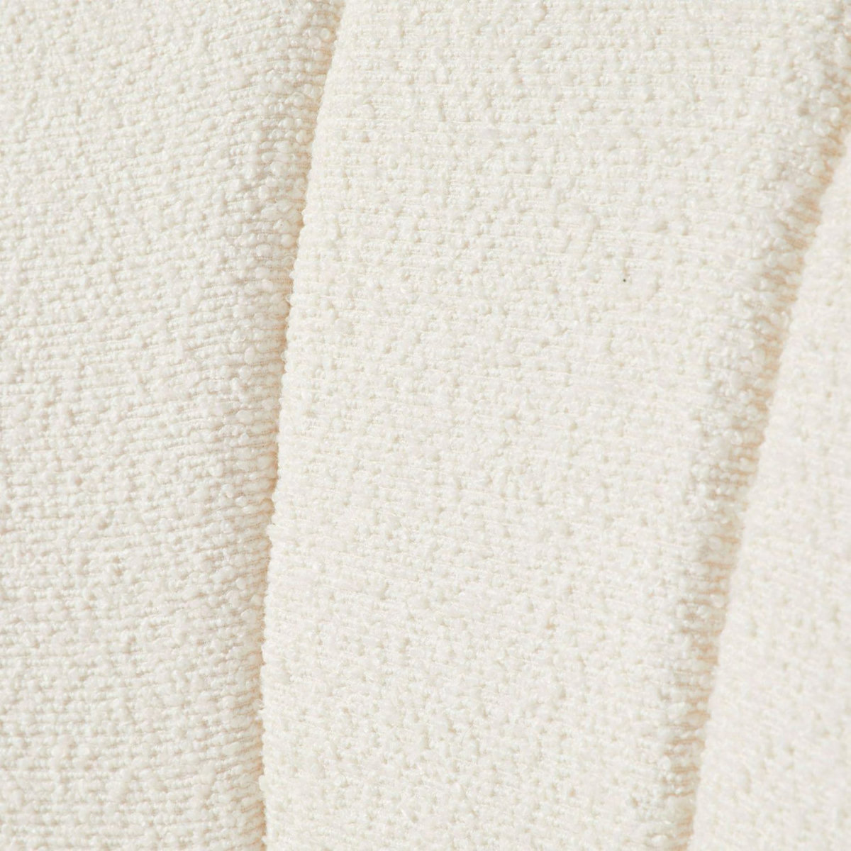 ATMOSPHERA Fauteuil en velours et pieds en bois NAOVA