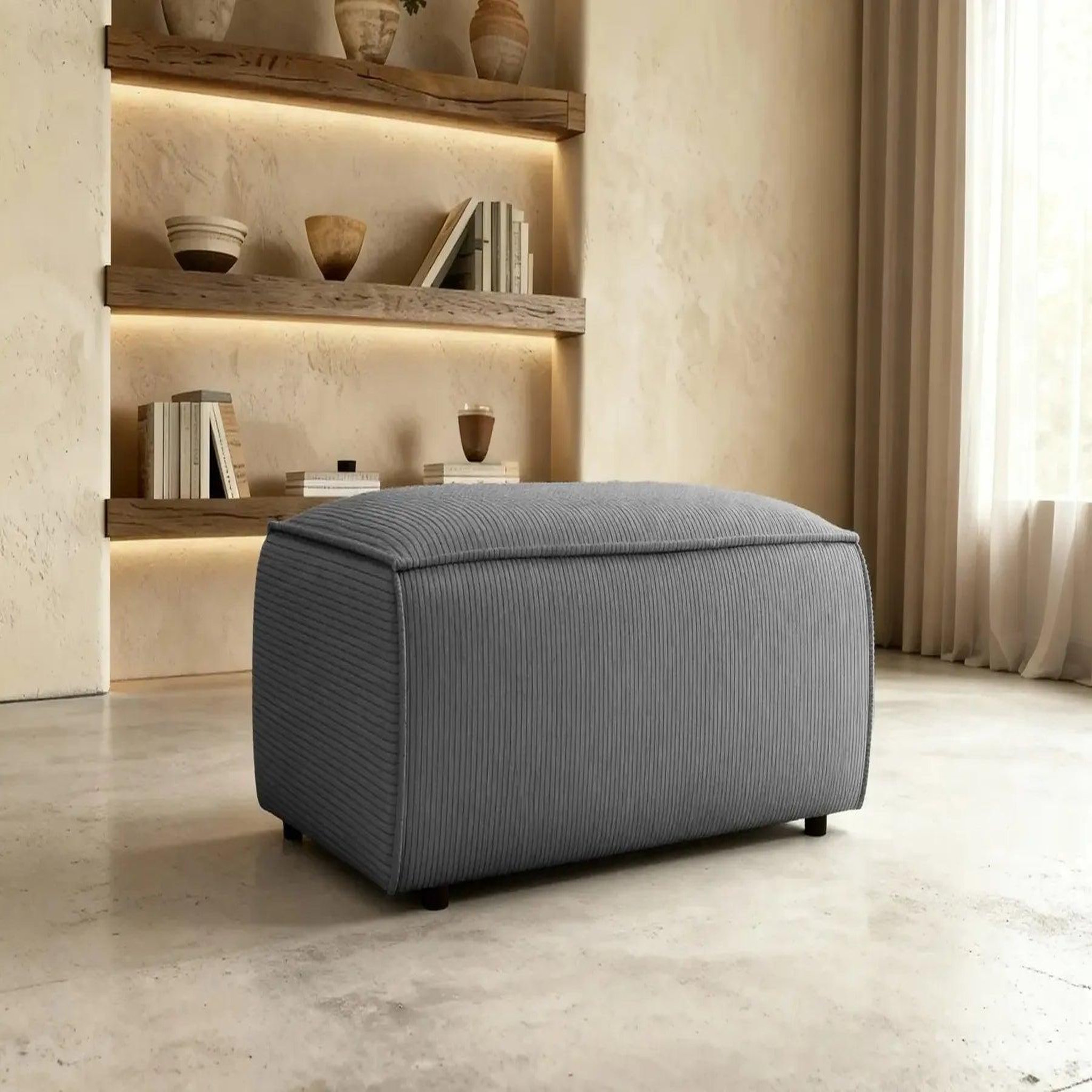 Voir la diapositive 2 : CASANOVA PARIS Jade - pouf velours côtelé