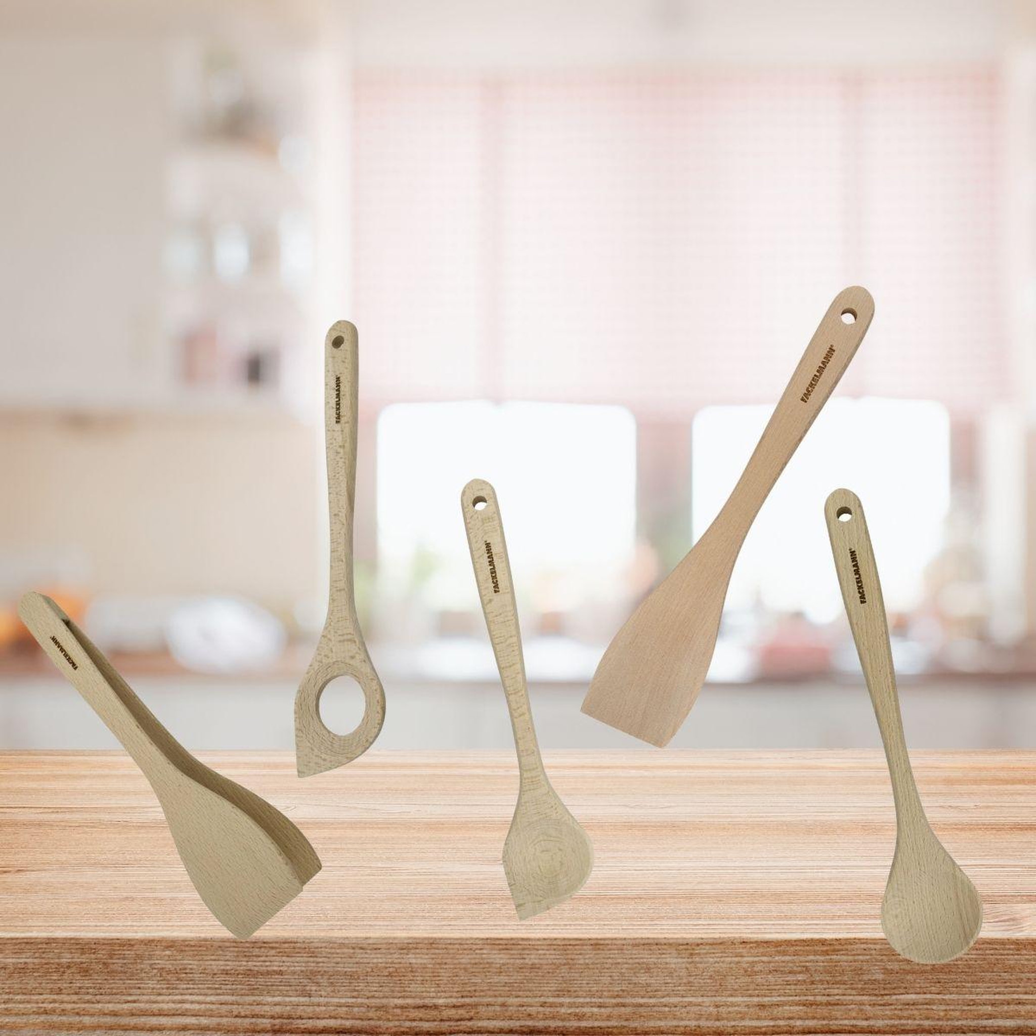 Voir la diapositive 2 : Fackelmann Ensemble de pince, spatule et cuillères en bois FSC Fackelmann Nature