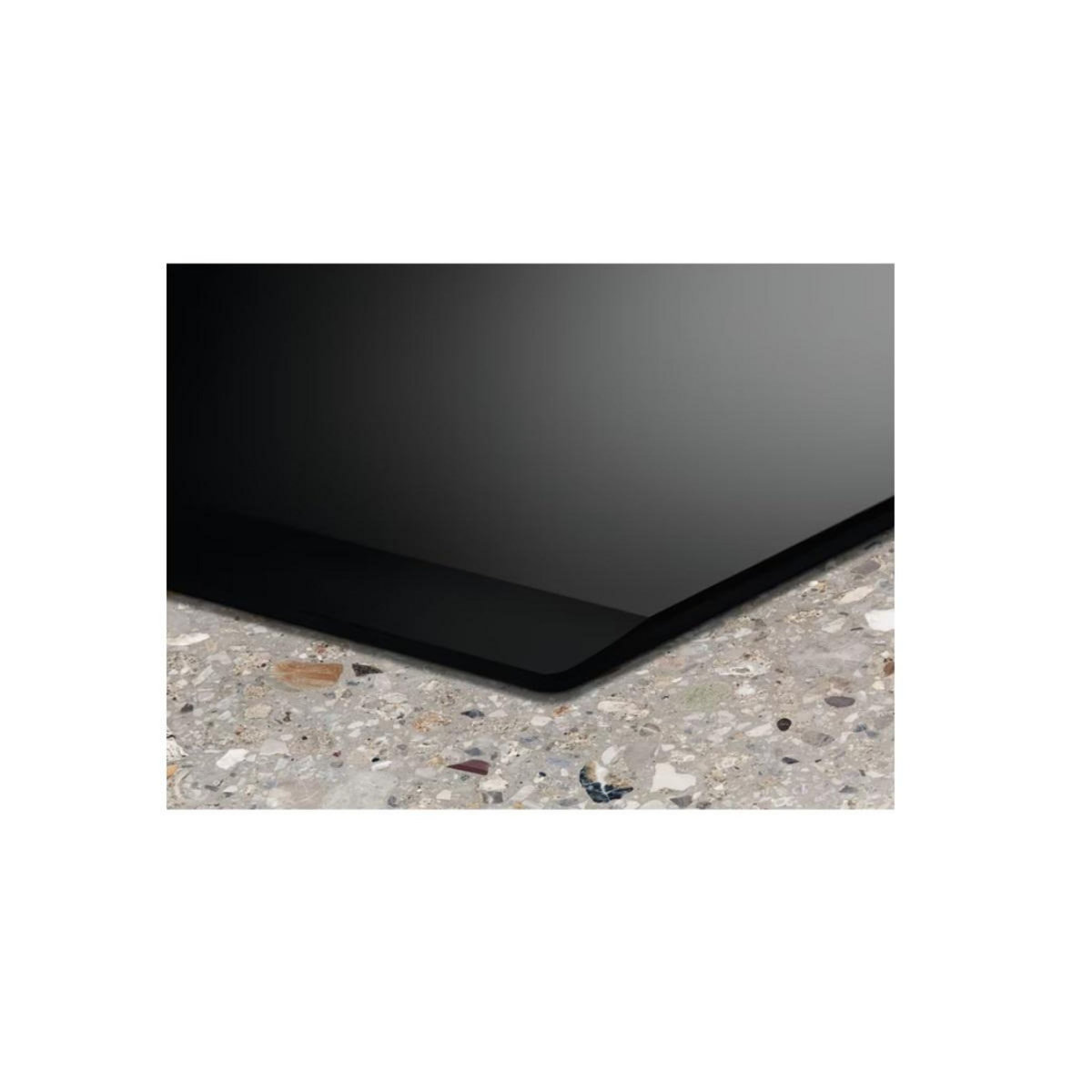 ELECTROLUX Table de cuisson à induction 60cm 3 feux 7200w noir - EIT61443B-NEW