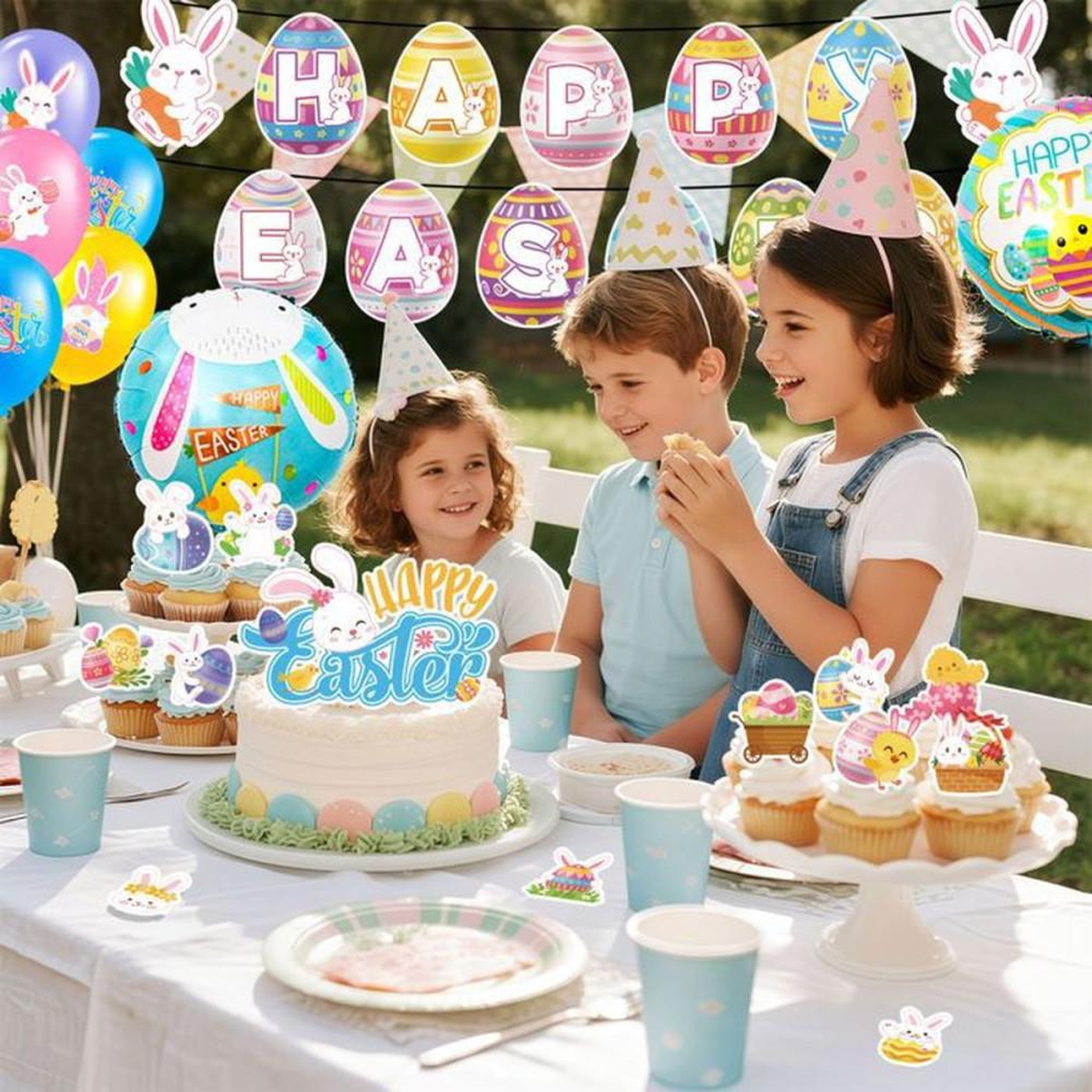 Voir la diapositive 5 : Kit décoration Pâques Lapin Happy Easter : banderole, décor de fond, 20 ballons multicolores ronds et 24 pics cupcakes