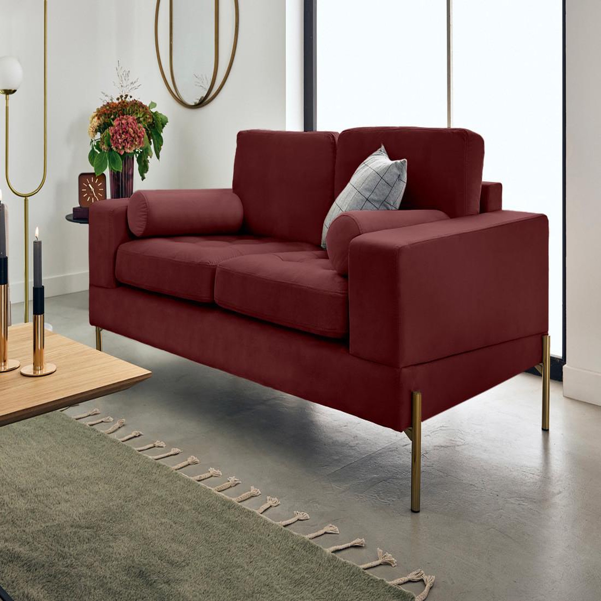 Voir la diapositive 1 : LISA DESIGN Isaure - canapé droit 2 places en velours
