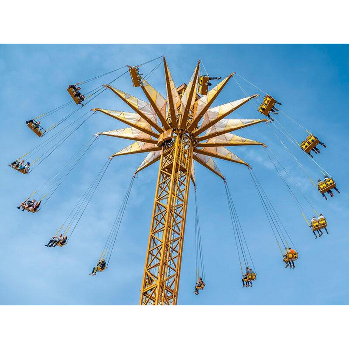 Smartbox Parc Astérix 2025 - Séjour 2 jours / 1 nuit - Hôtel La Cité Suspendue en basse saison - Coffret Cadeau Séjour