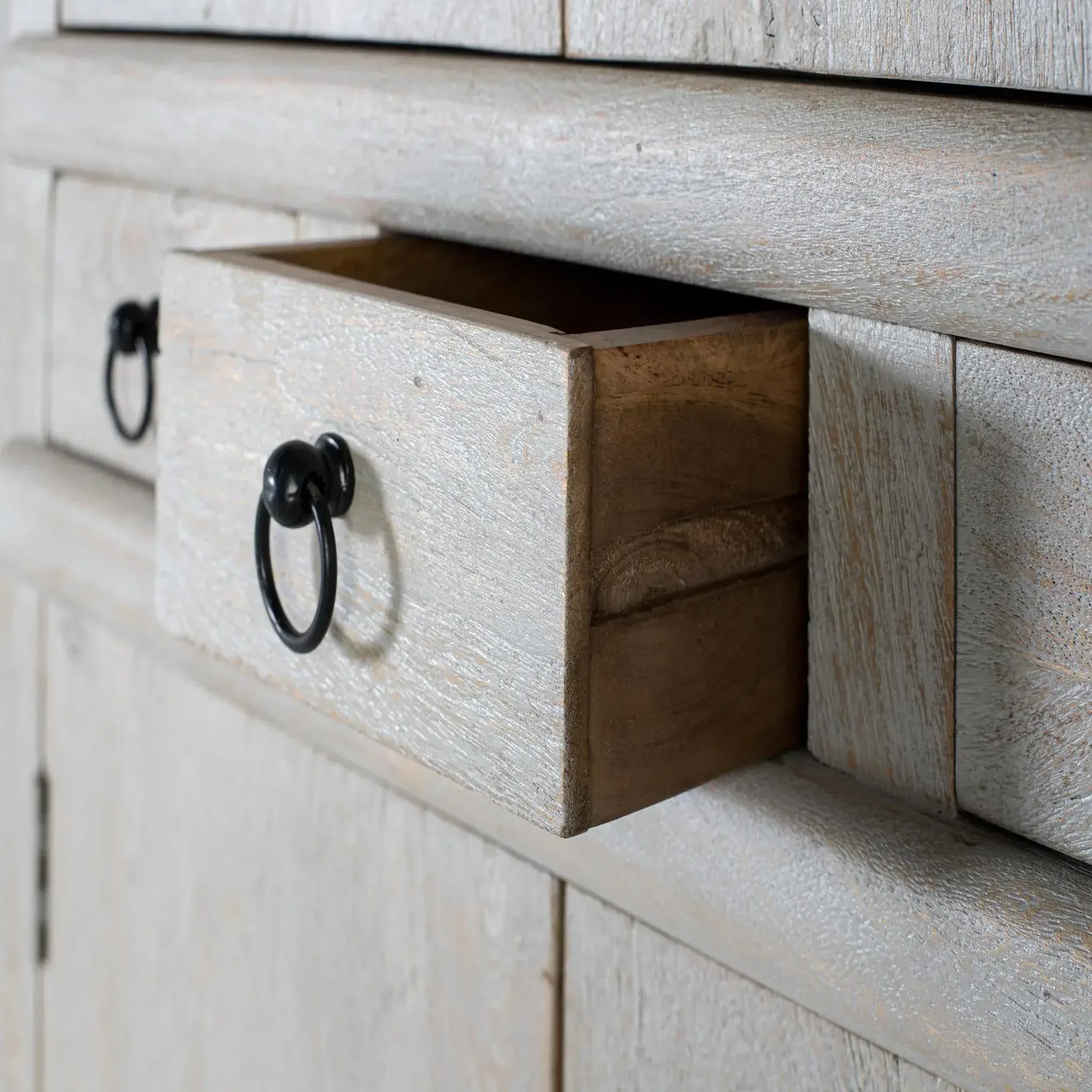Voir la diapositive 2 : GINER Y COLOMER SL Buffet en bois de manguier 85 cm style rustique provençal