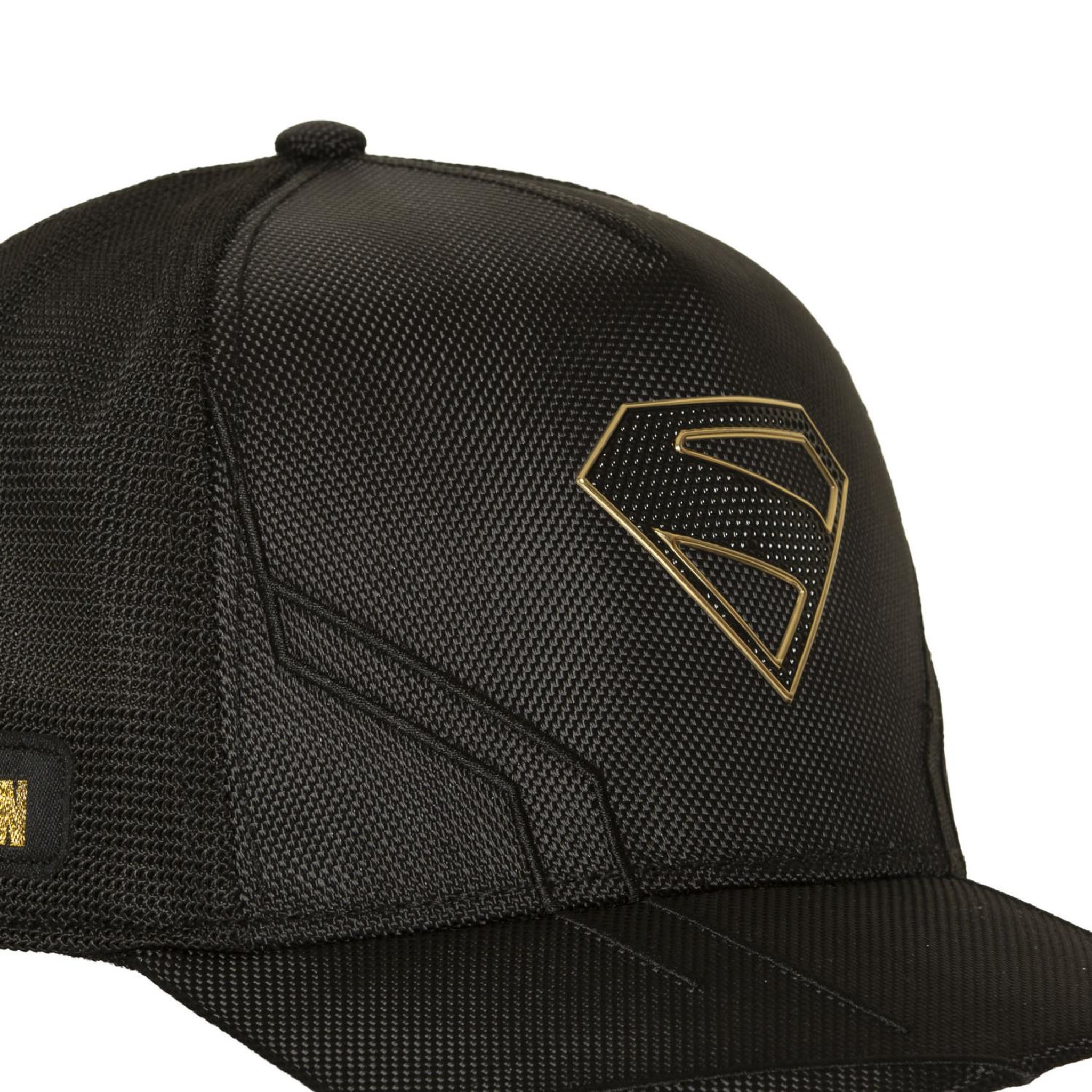 Voir la diapositive 3 : CAPSLAB Casquette trucker premium filet et logo PU DC Comics Technic