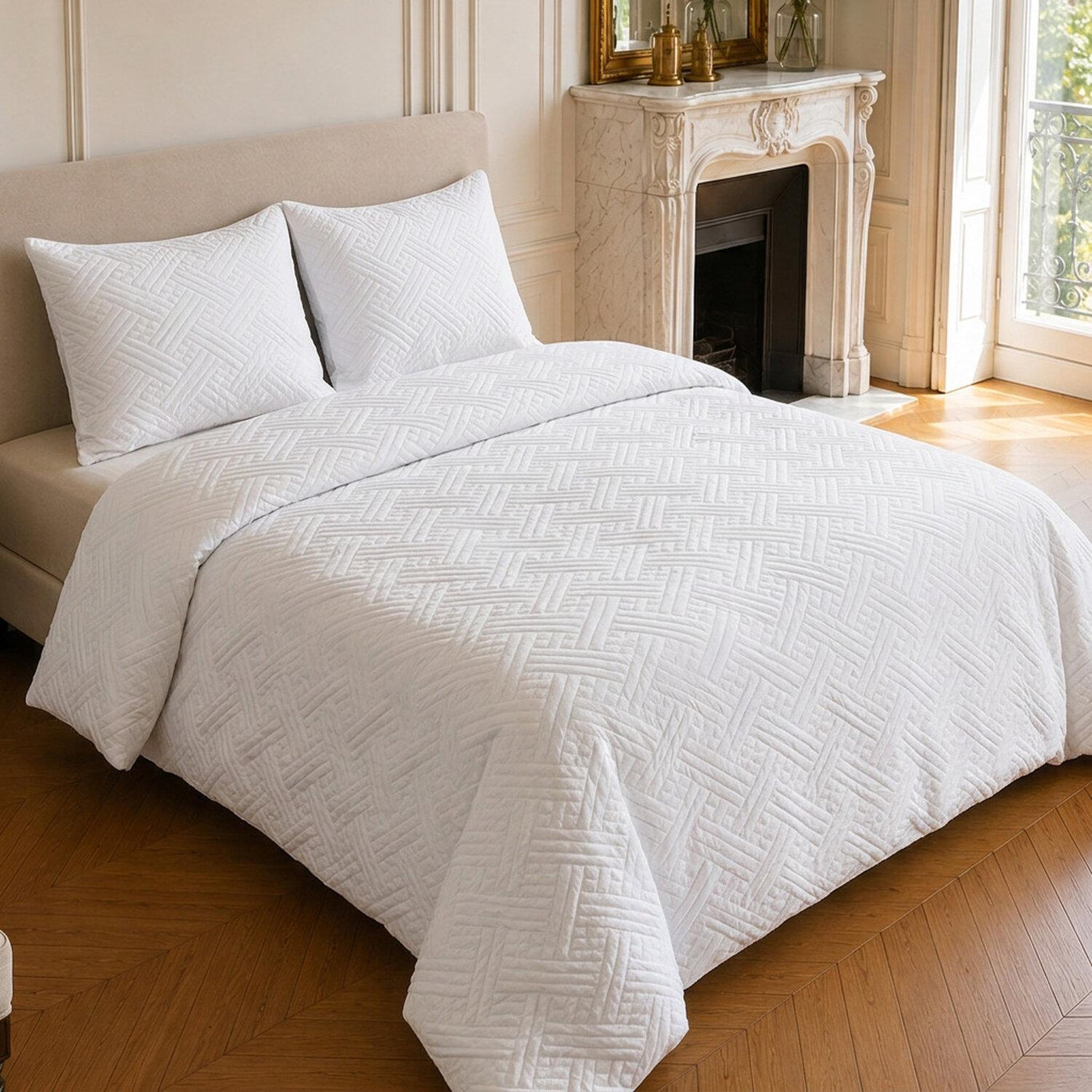 Voir la diapositive 2 : Home collection Couvre-lit matelassé réversible