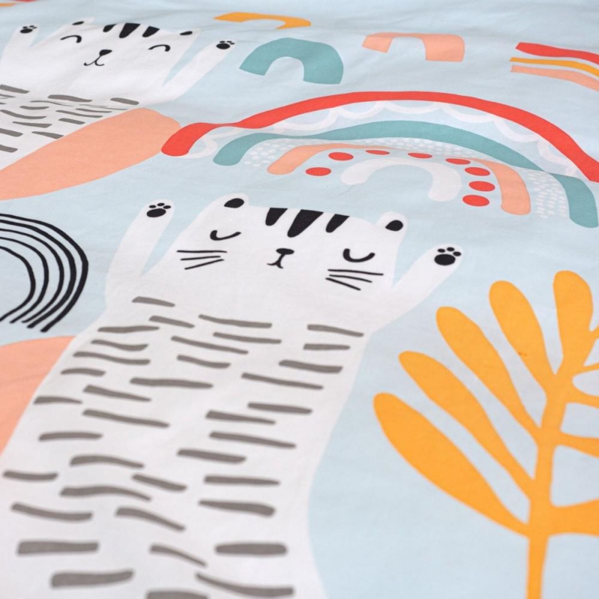 COTE DECO Housse de couette 140x200 + 1 taie CATCHI coton 57 fils