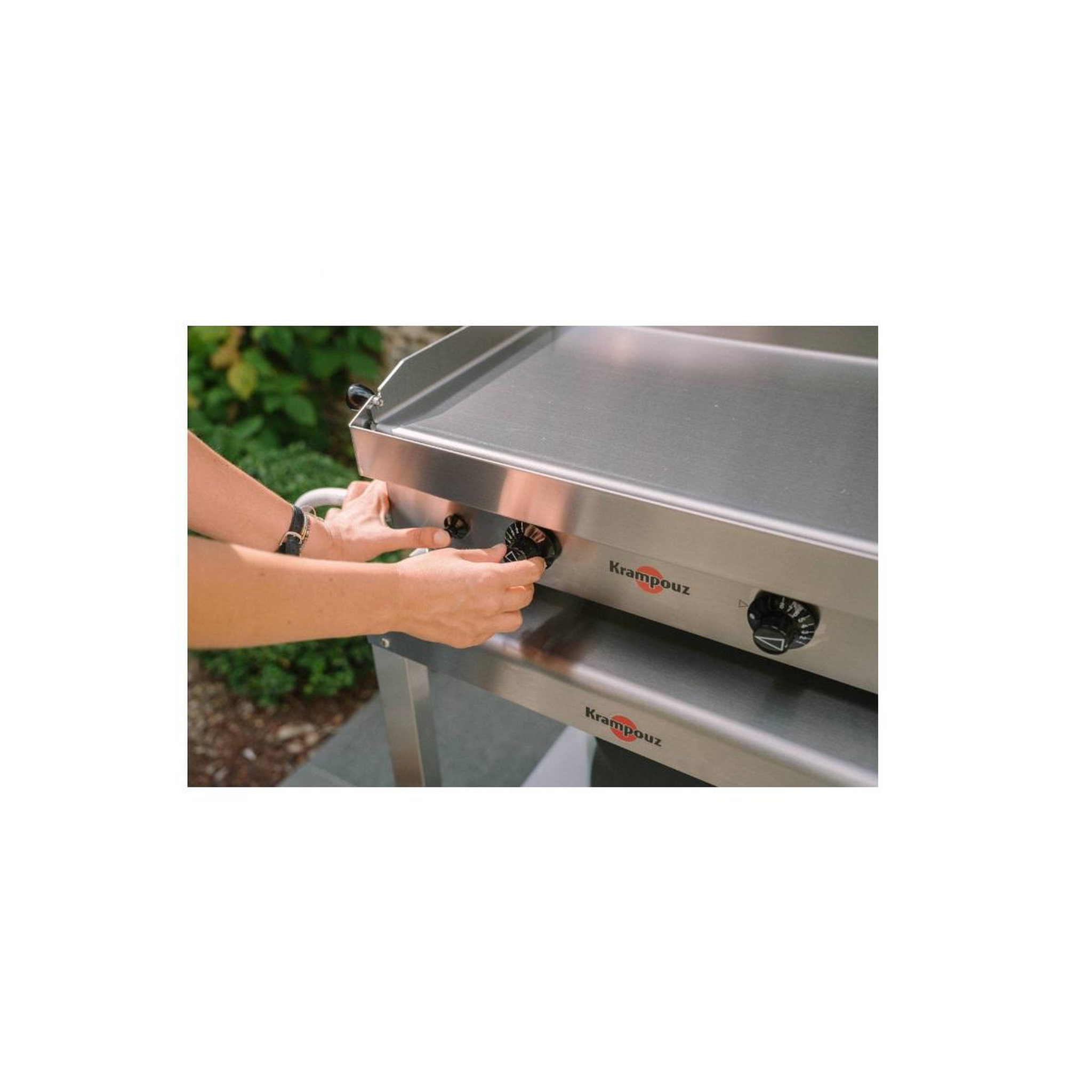 Voir la diapositive 3 : KRAMPOUZ Plancha gaz 3000w plaque inox 54x33cm - pfsb2ma-kr