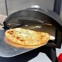 RED DECO Four à pizza à gaz extérieur avec pelle PINATUBO Noir Acier L51xl41cm