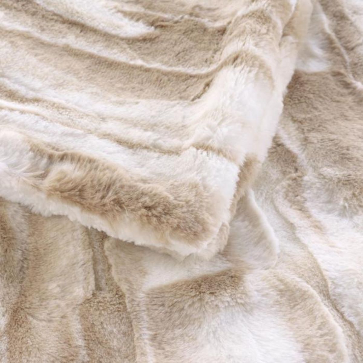 Paris Prix Plaid Imitation Fourrure  Cheyenne  180x220cm Naturel