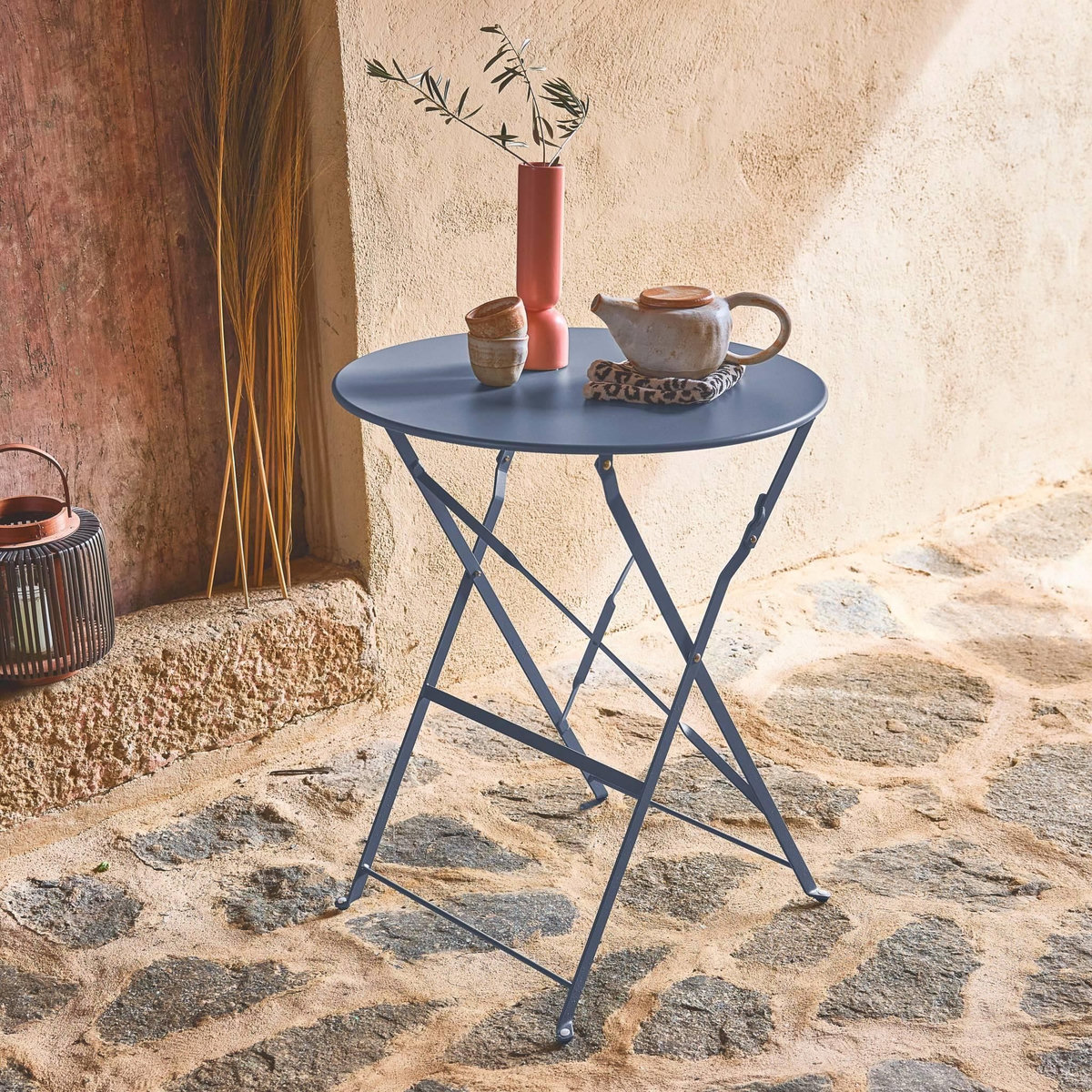 SWEEEK Table de jardin bistrot pliable - Emilia ronde - Table ronde Ø60cm en acier thermolaqué