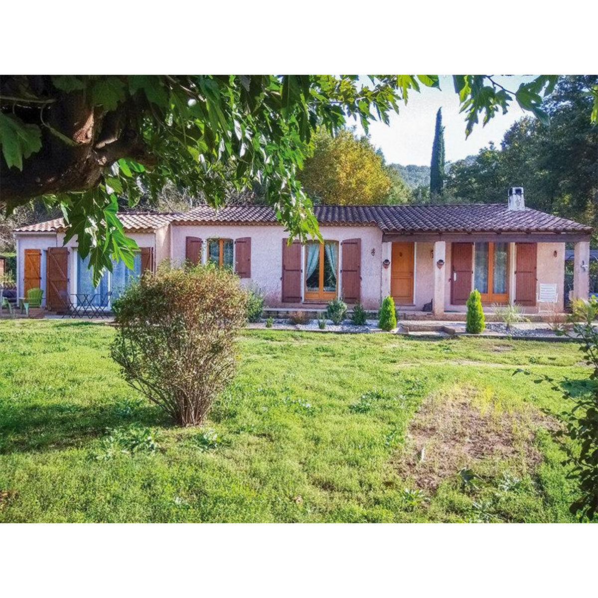 Smartbox Escapade gourmande en Provence : 2 jours en chambre d'hôtes avec dîner près de Toulon - Coffret Cadeau Séjour