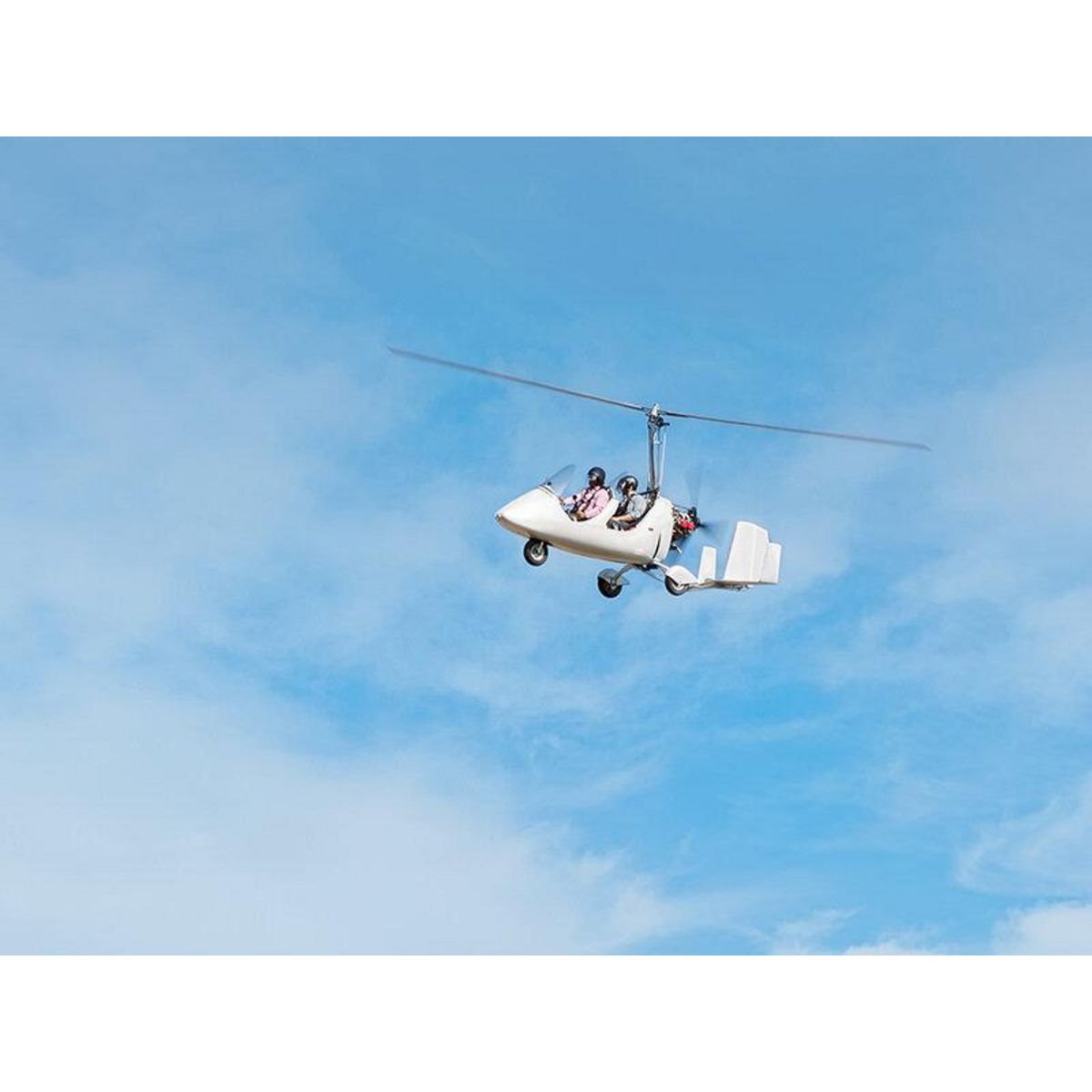 Smartbox Survol du Luberon de 55 min en ULM avec briefing et vidéo souvenir - Coffret Cadeau Sport & Aventure