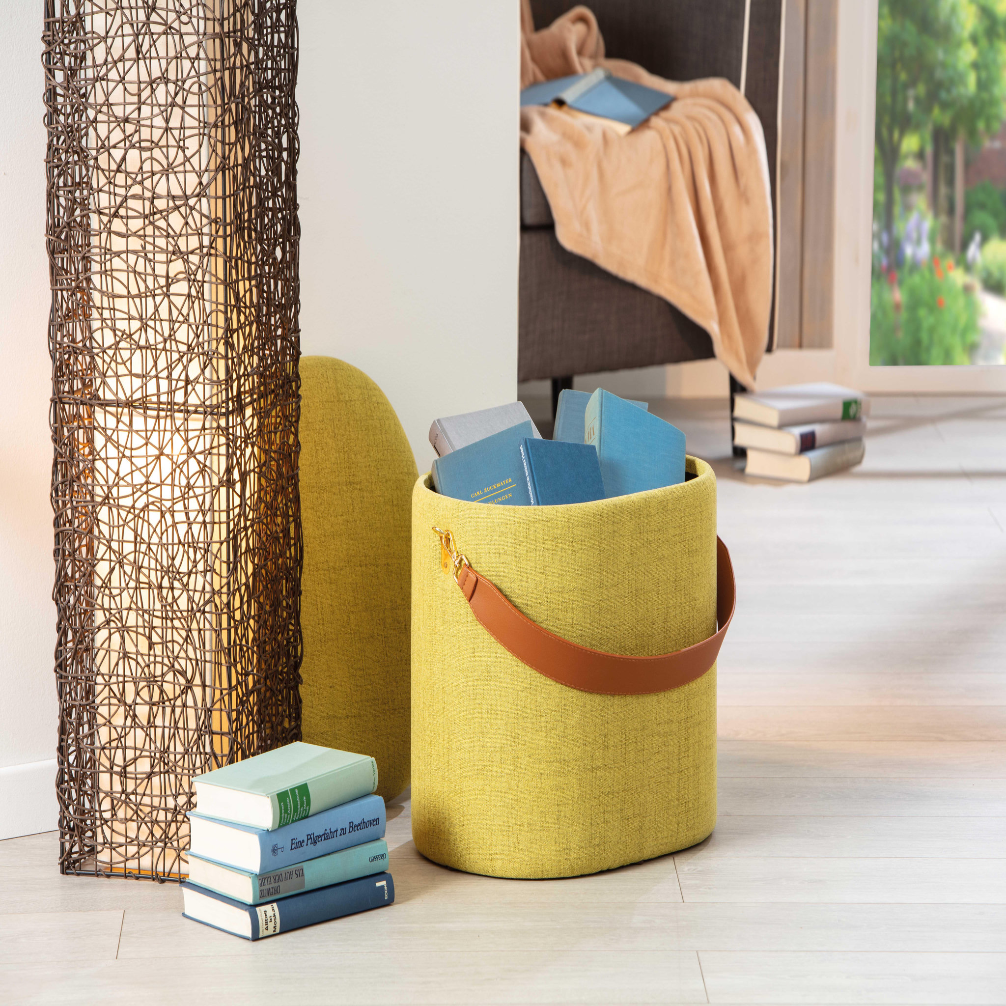 Voir la diapositive 5 : INTERLINK Tabouret DILIA