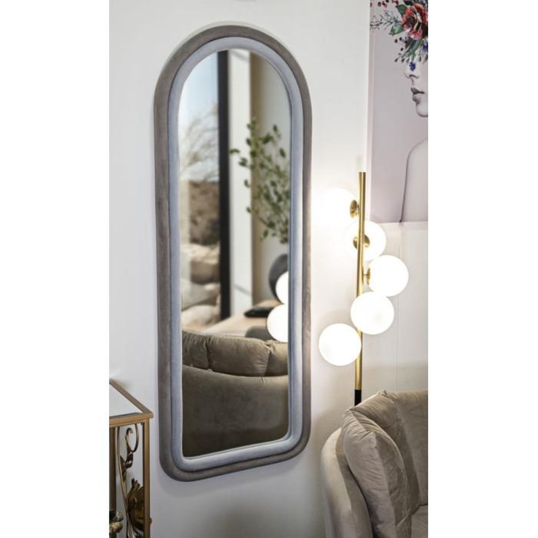 Voir la diapositive 5 : Paris Prix Miroir Mural en Velours  Chloé  160cm Gris & Taupe