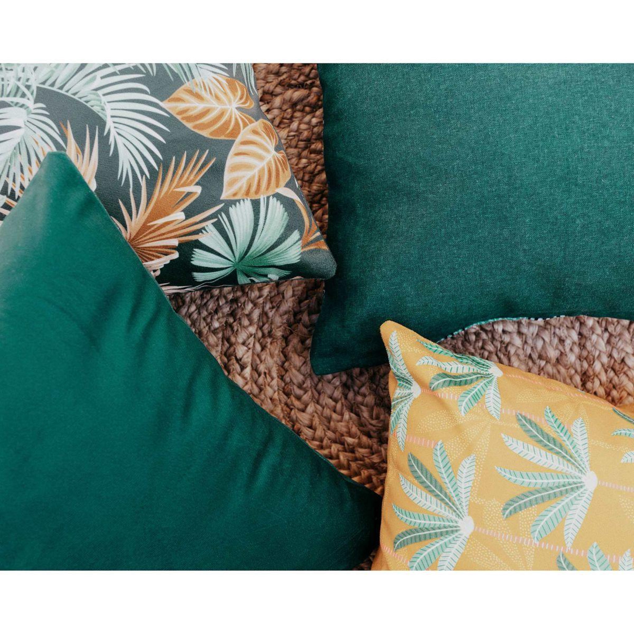 Voir la diapositive 5 : Douceur d'Intérieur Housse de coussin velours  oasis  40x40cm jaune