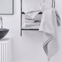 Voir la diapositive 3 : TODAY Serviette de toilette unie en coton 450 g/m²