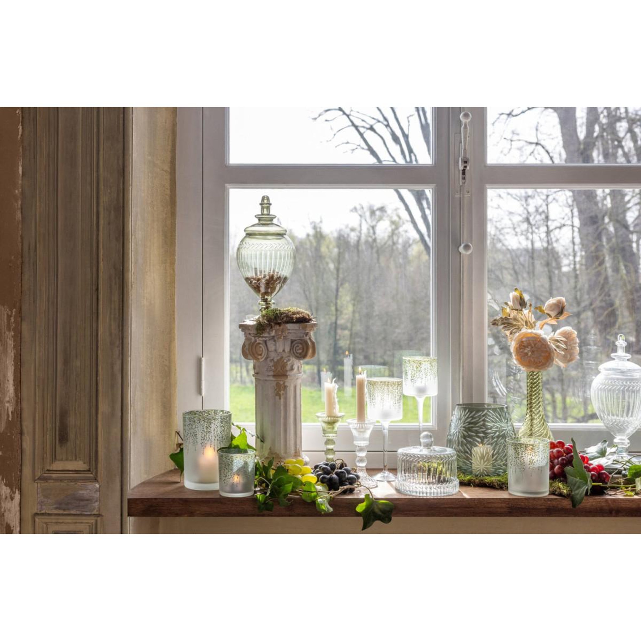 Voir la diapositive 5 : J-LINE Photophore sur pied en verre  eden  30cm transparent