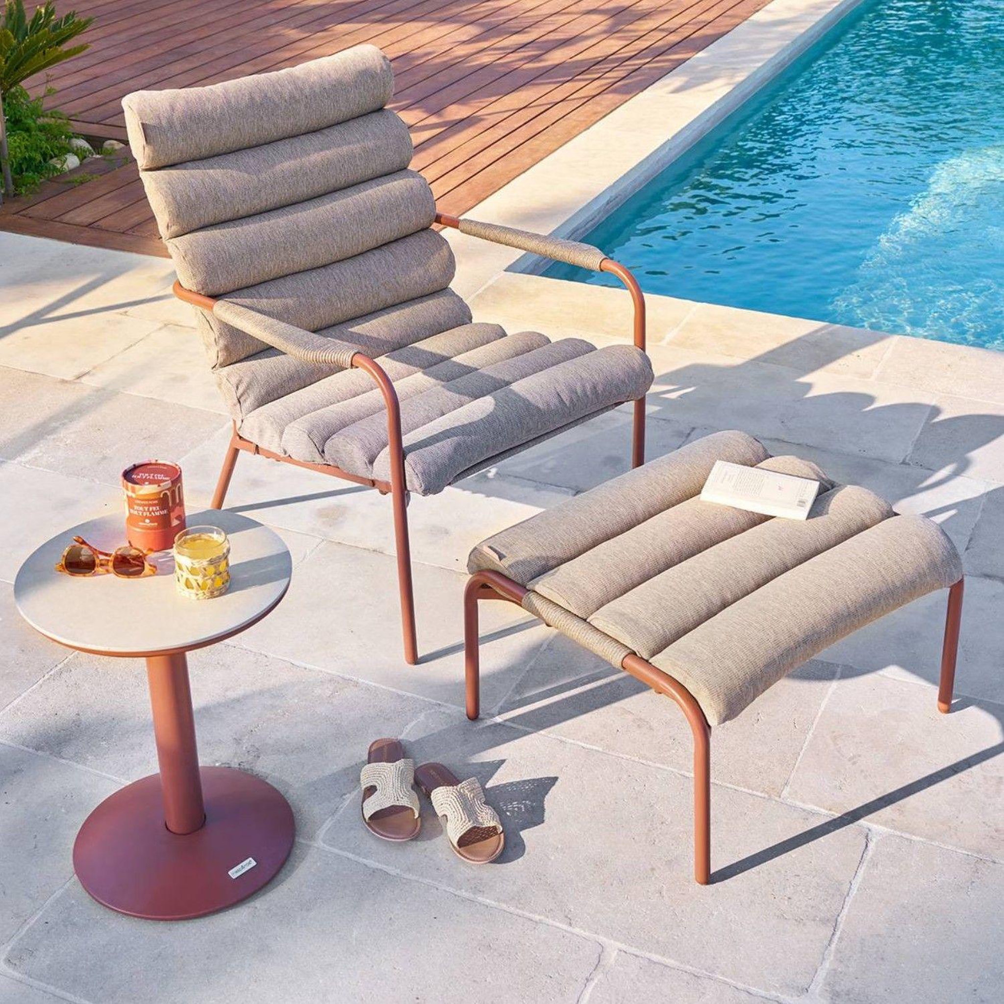 Voir la diapositive 2 : HESPERIDE Fauteuil relax de jardin avec repose pieds solani