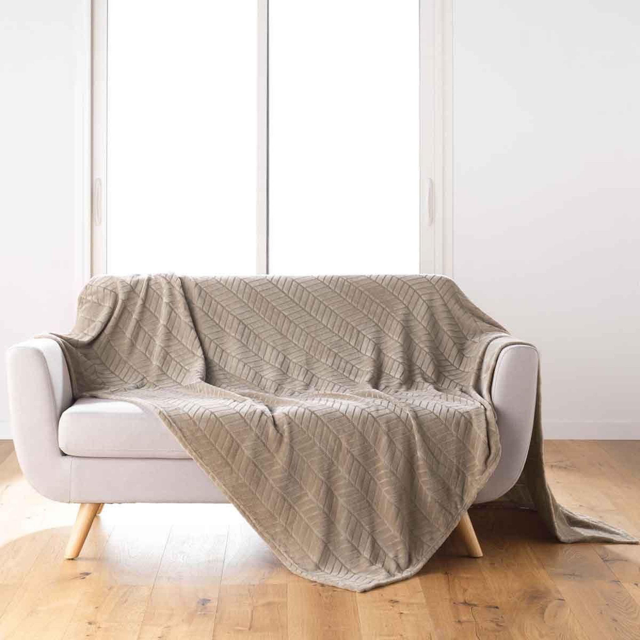 Douceur d'Intérieur Plaid flanelle uni  arya  180x220cm taupe