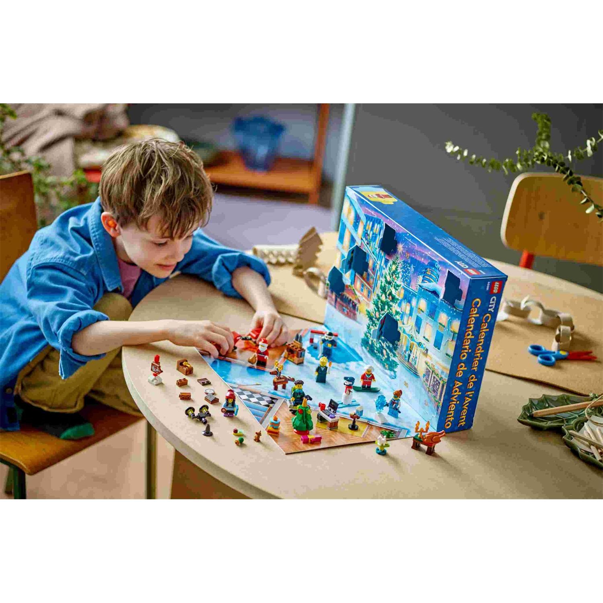 Voir la diapositive 3 : LEGO City Calendrier de l'Avent 2023