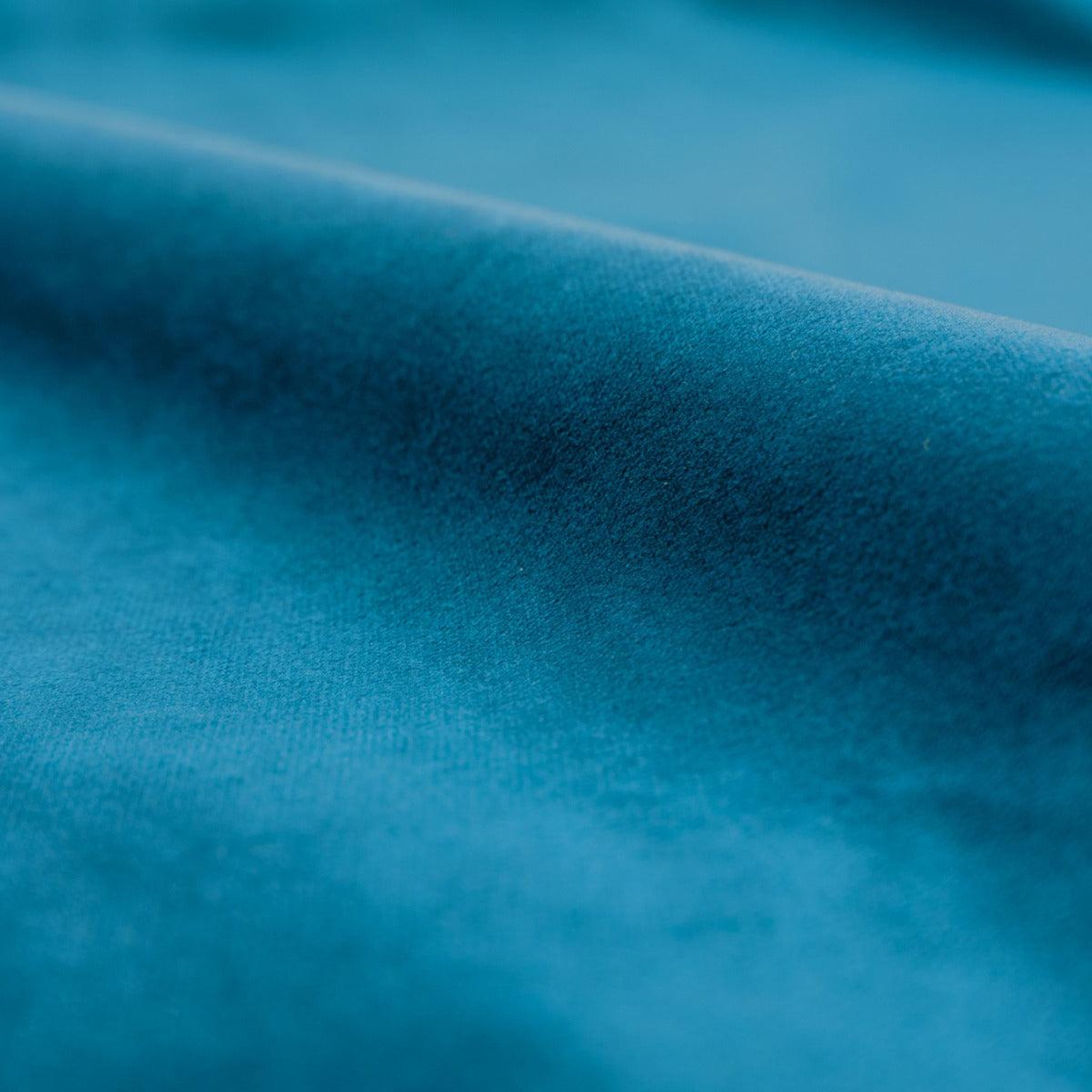 Voir la diapositive 3 : MAISON PAVANE Lot de 2 chaises de bar 75 cm en velours bleu-mazzia