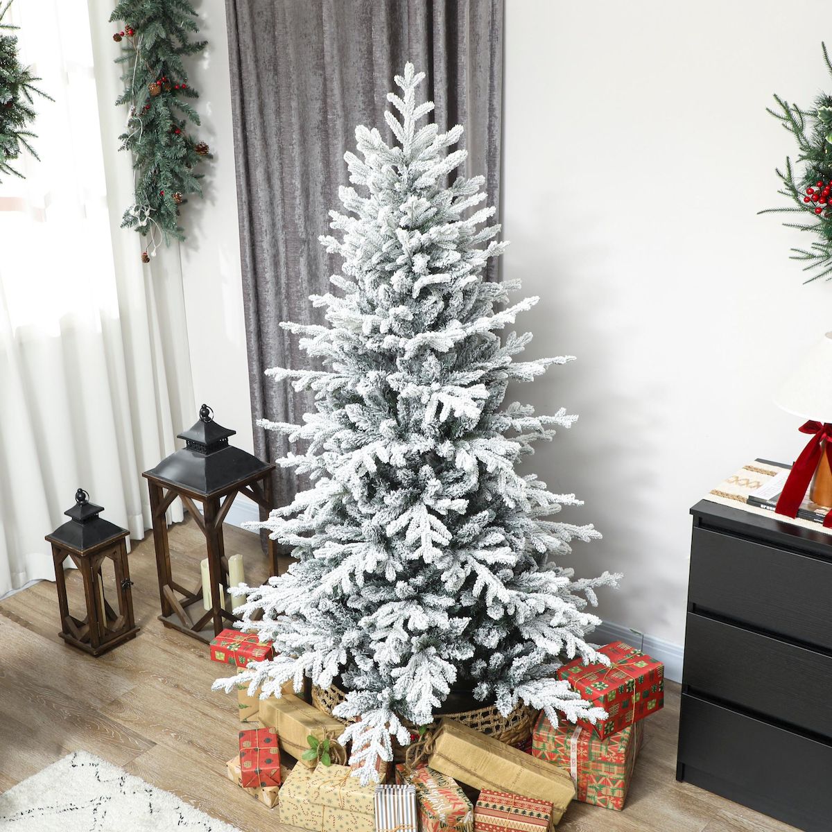 HOMCOM Sapin de Noël artificiel enneigé H.180cm 1815 branches grand réalisme support métal pliable vert blanc