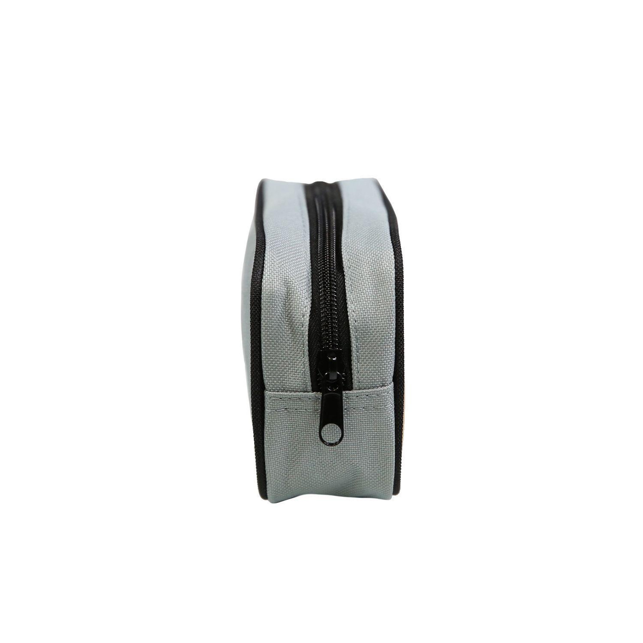 Voir la diapositive 3 : Bagtrotter Trousse scolaire rectangulaire Star Wars / The Mandalorian Noire et Grise Bagtrotter
