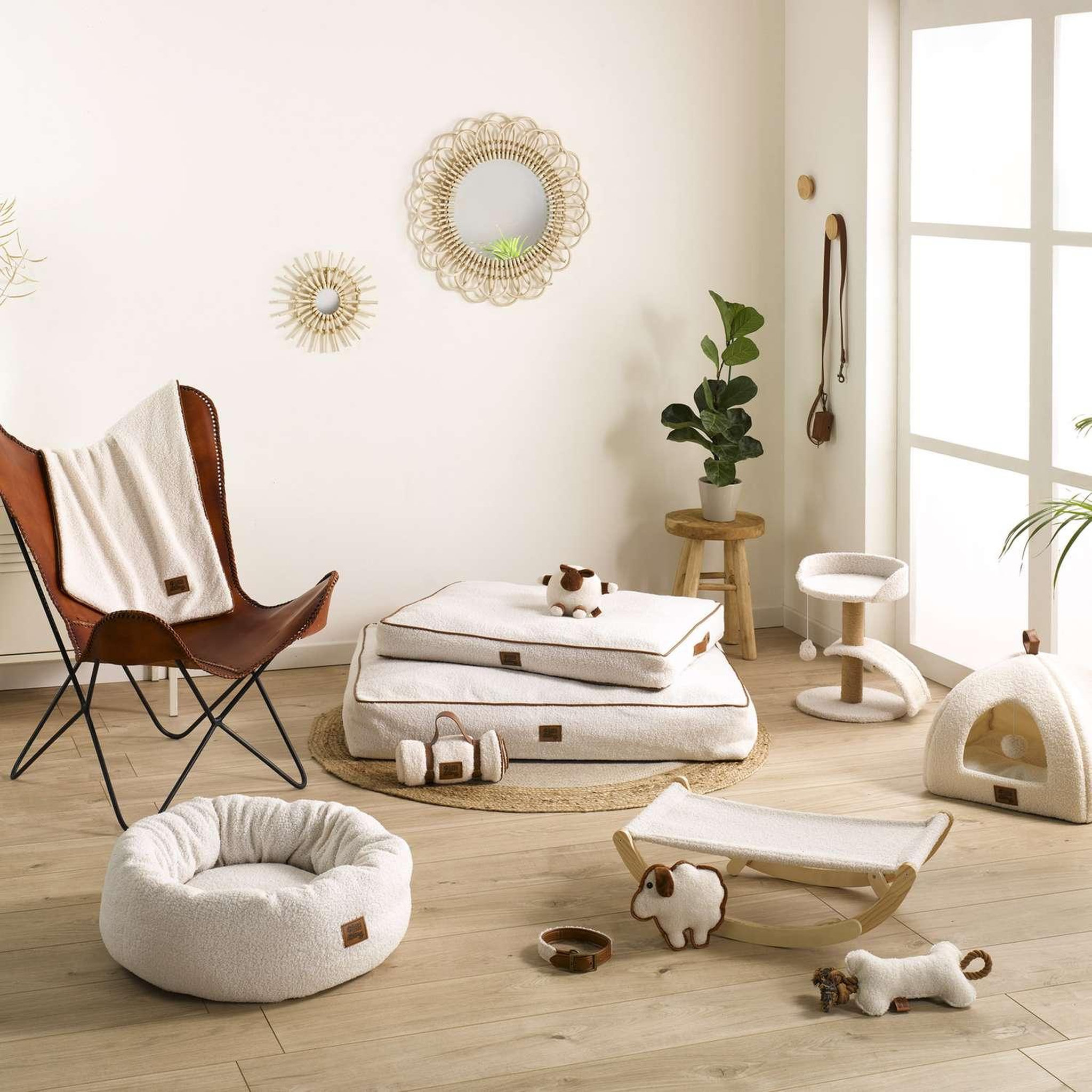 Voir la diapositive 2 : LOVE STORY Tente bandit en laine bouclée pour chat et chien - ecru