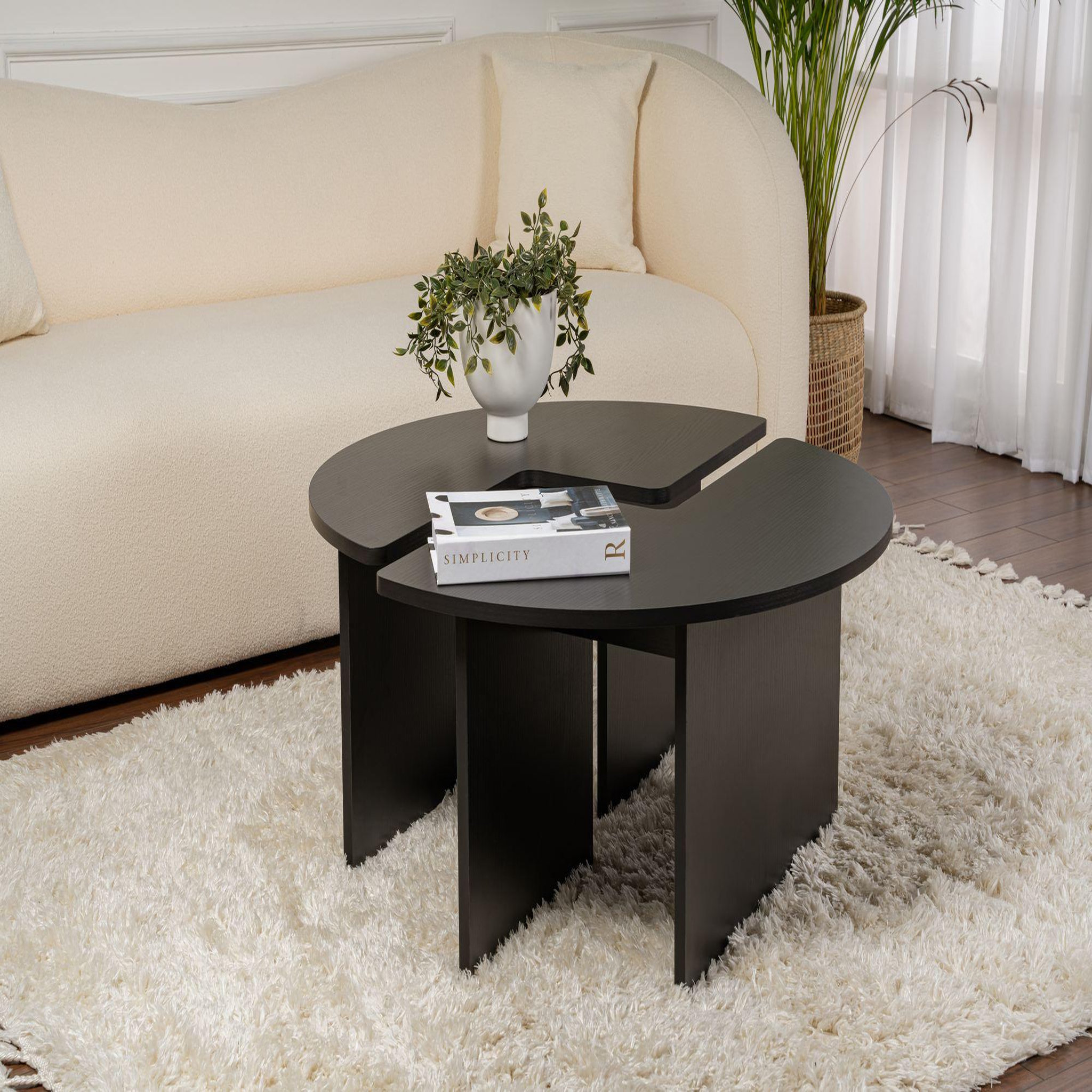 Voir la diapositive 2 : Habitat et Jardin Table basse en bois  moira  90 x 90 x 41 cm - bois noir