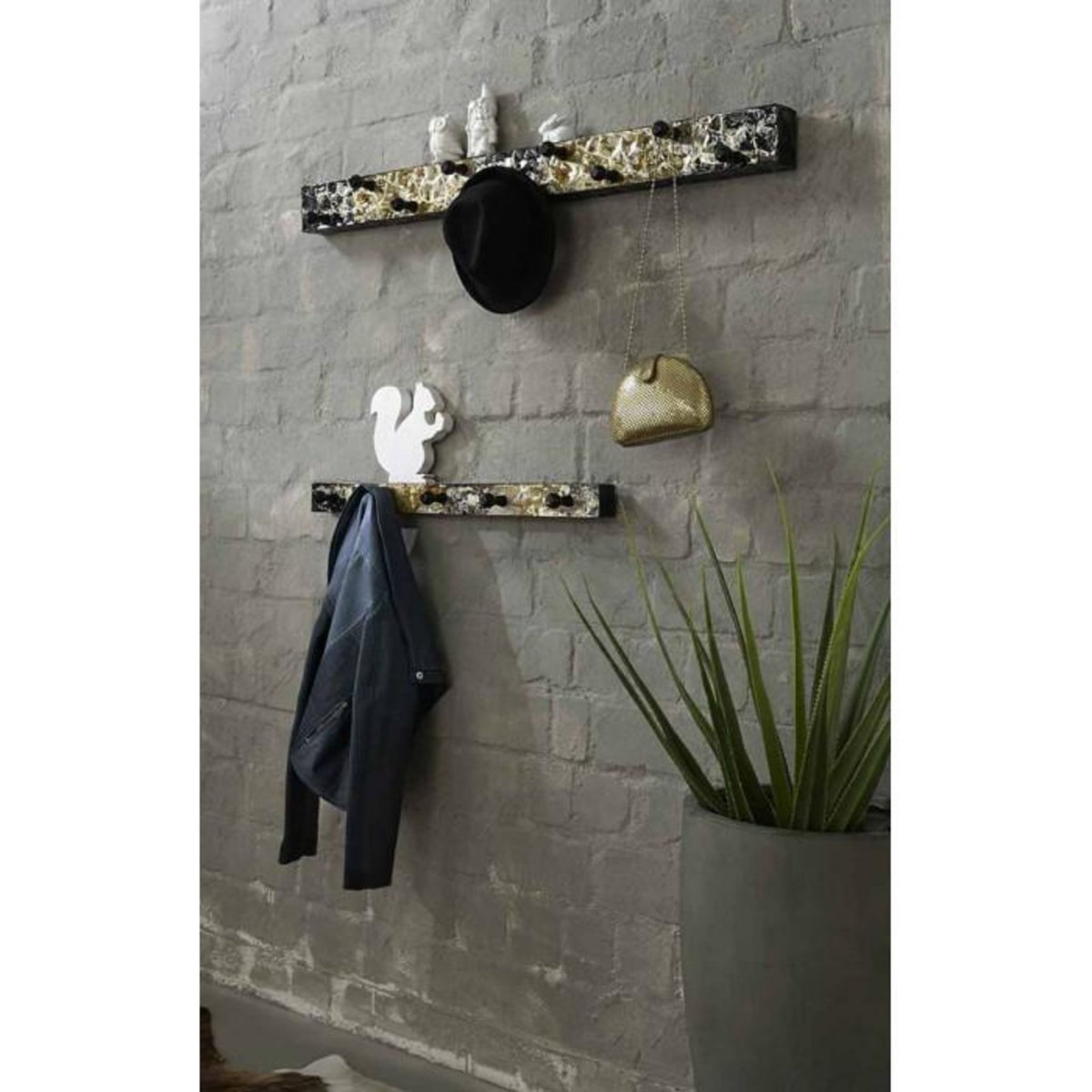 Paris Prix Patère Murale Design  Matia  115cm Noir