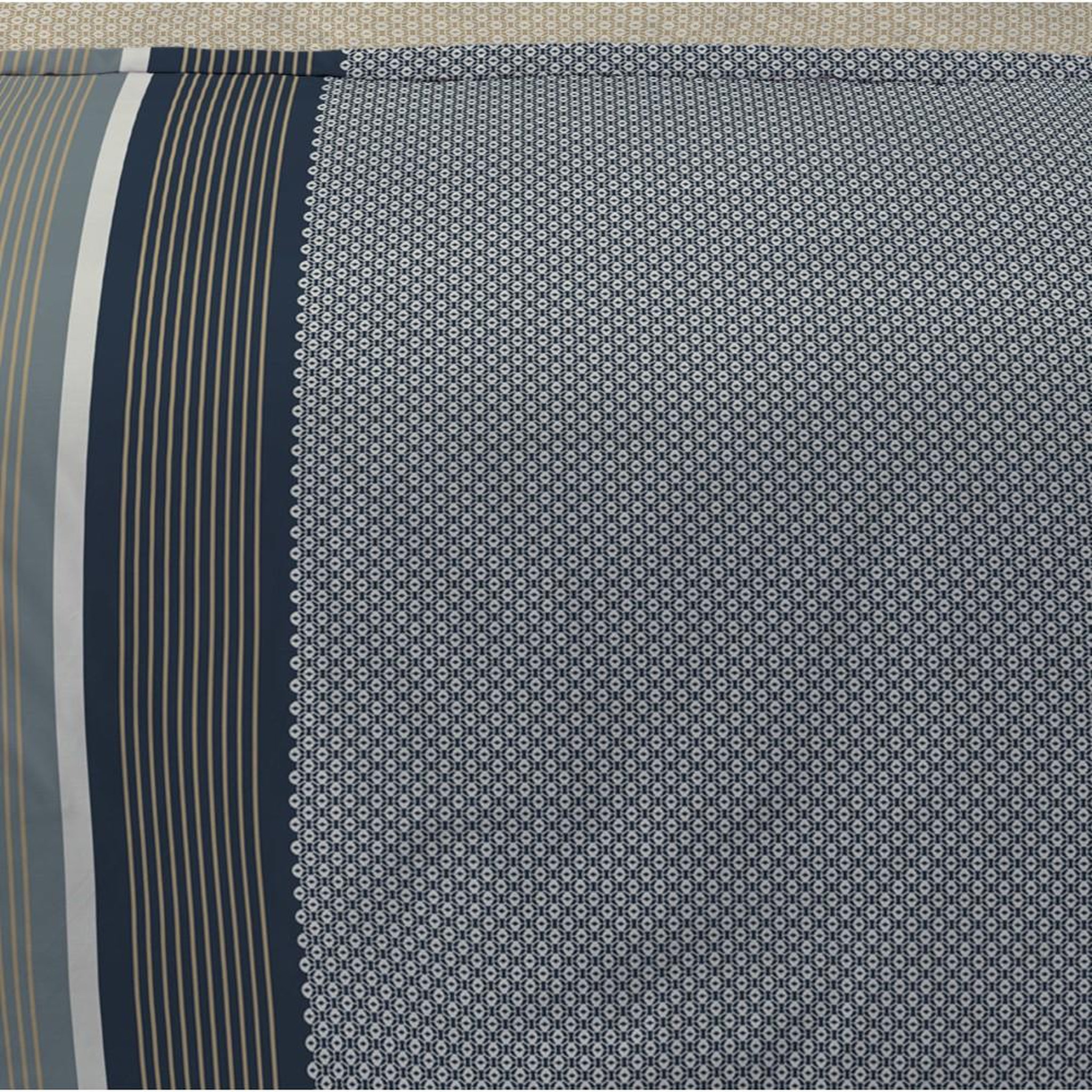 Voir la diapositive 3 : Dourev Housse de couette 240x220 JIRO + 2 taies matière Polaire