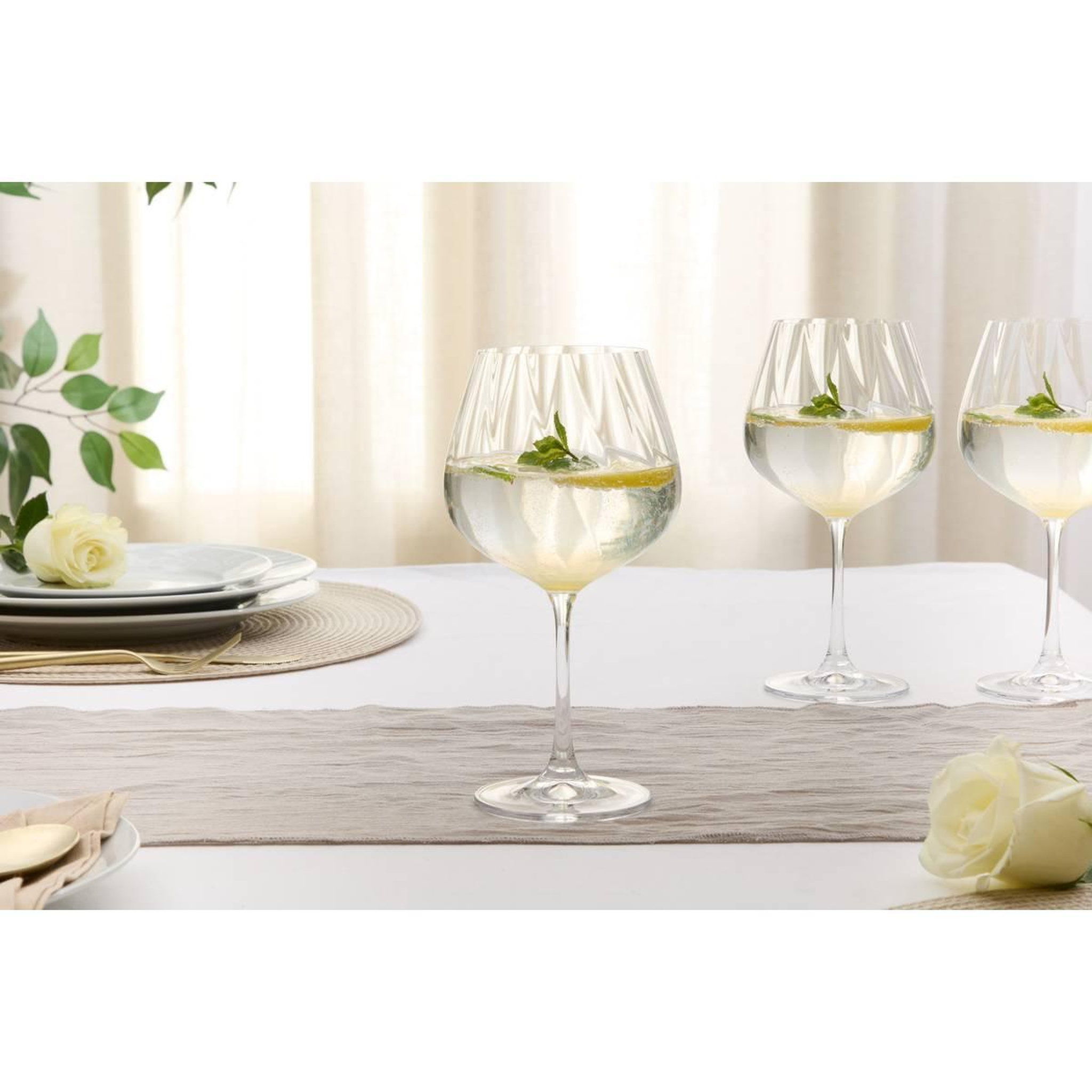 Voir la diapositive 4 : SECRET DE GOURMET Lot de 6 verres à gin  neva  72cl transparent