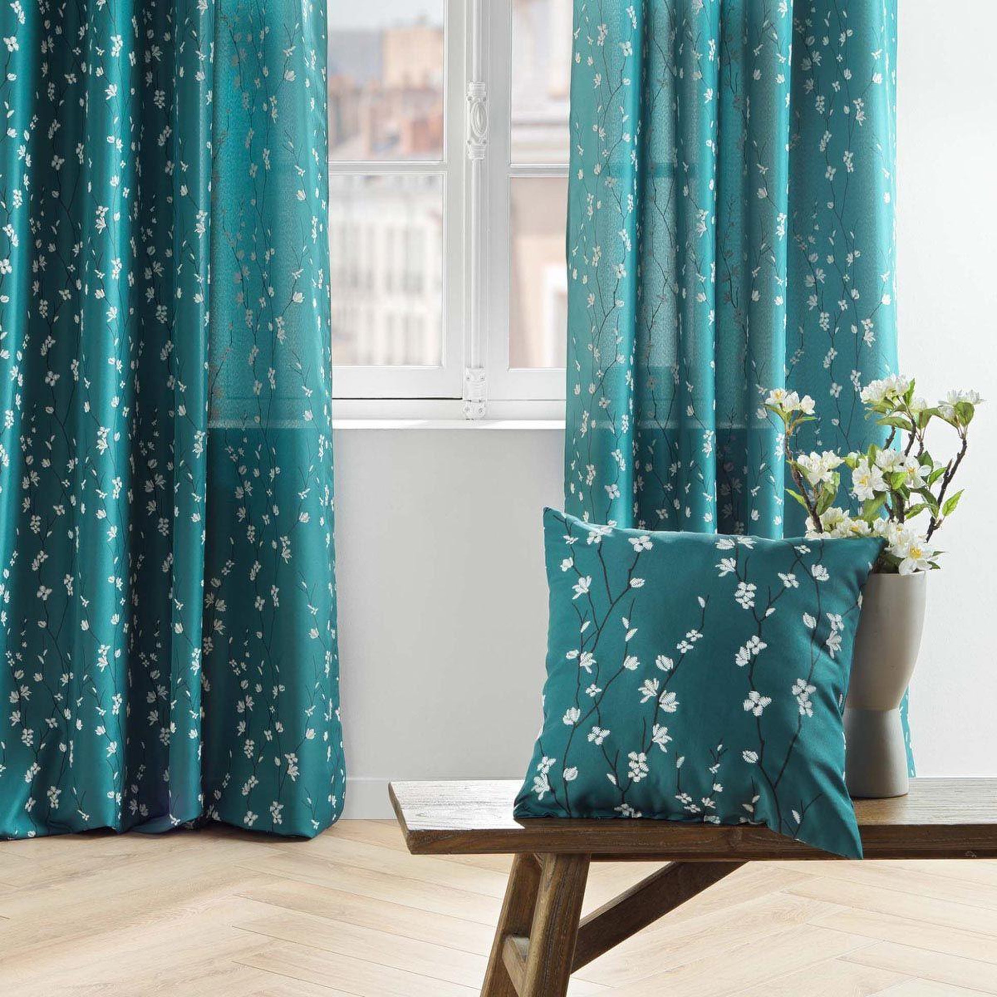 Voir la diapositive 4 : Douceur d'Intérieur Coussin déco imprimé  sakura  45x45cm vert emeraude