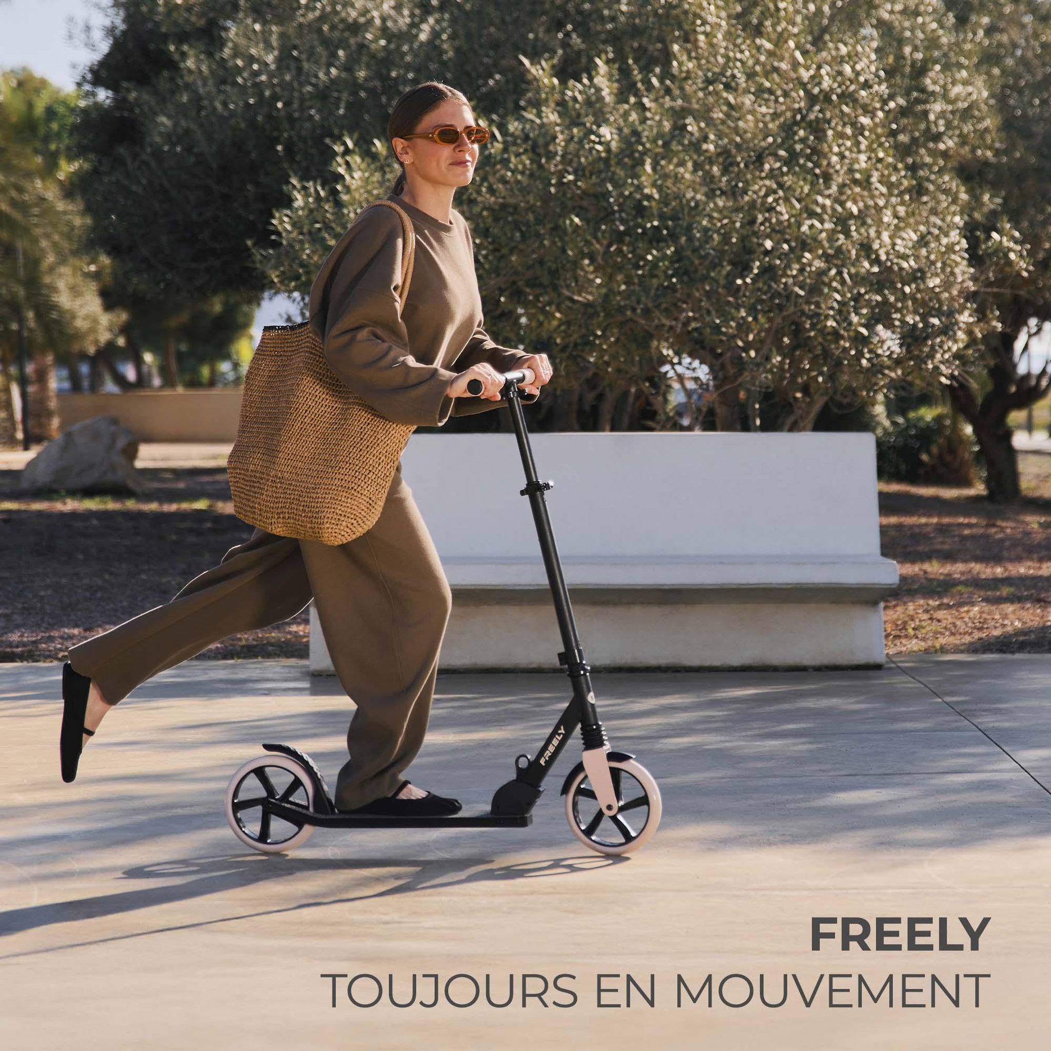 Voir la diapositive 2 : KINDERKRAFT Trottinette pliable urbaine enfant et adulte