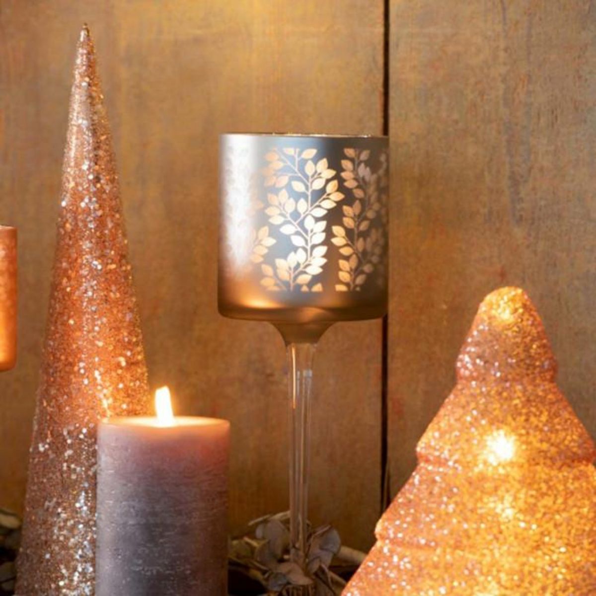 Paris Prix Statuette Déco  Cône Perles  35cm Rose Saumon