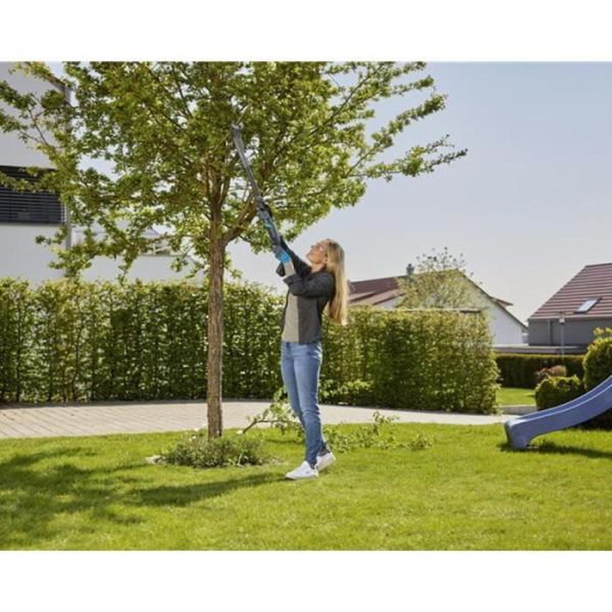 Voir la diapositive 2 : Gardena Coupe-branches - GARDENA - EasyCut P4A - 18 V Li-Ion / 2,0 Ah - Ø de coupe max 28 mm