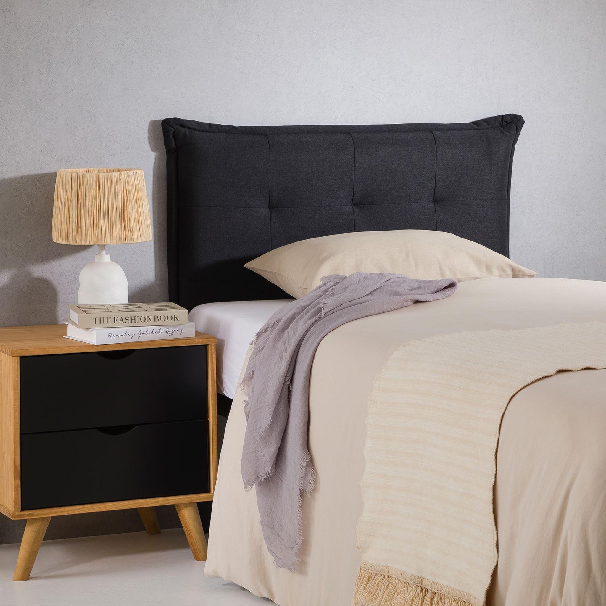 Voir la diapositive 4 : IDIMEX Tête de lit jaleya 90 capitonnée sur pieds, en tissu