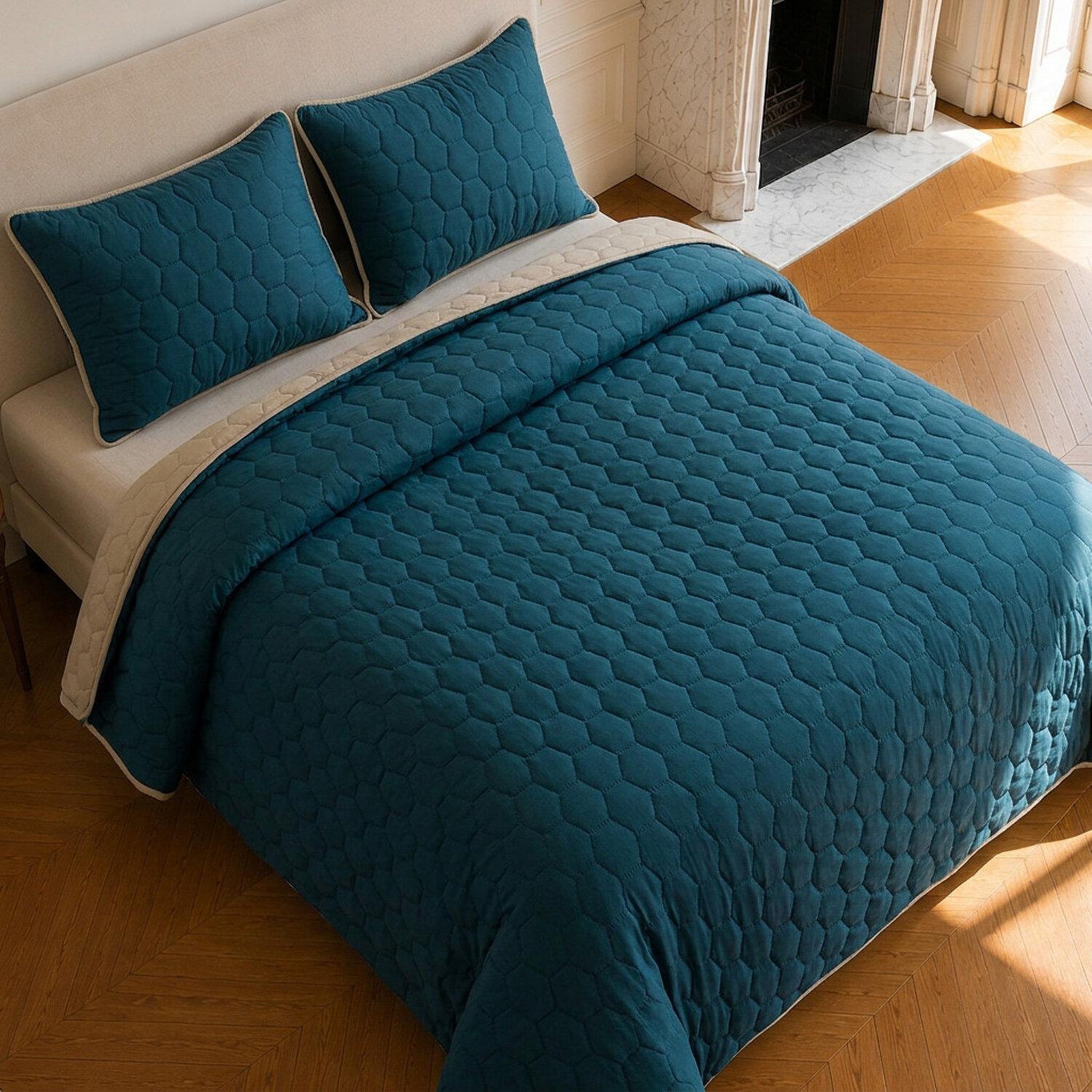 Voir la diapositive 4 : Home collection Couvre-lit matelassé réversible