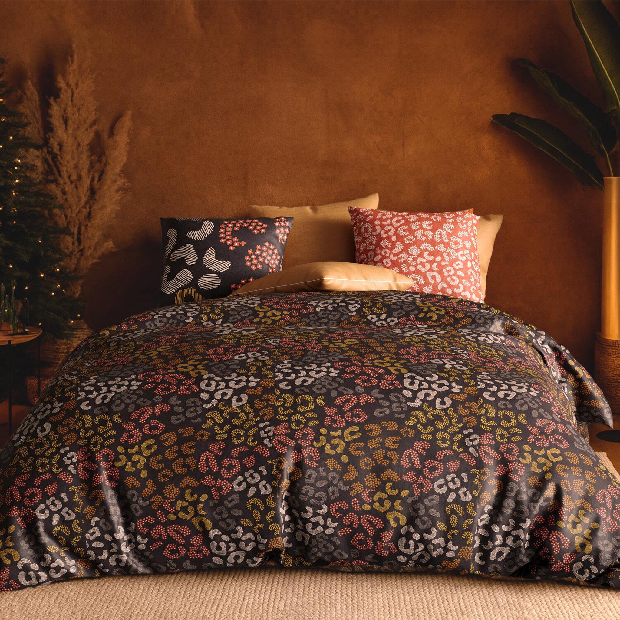 Les Ateliers du Linge Parure de draps 100% coton 57fils onalia. Coloris disponibles : Noir