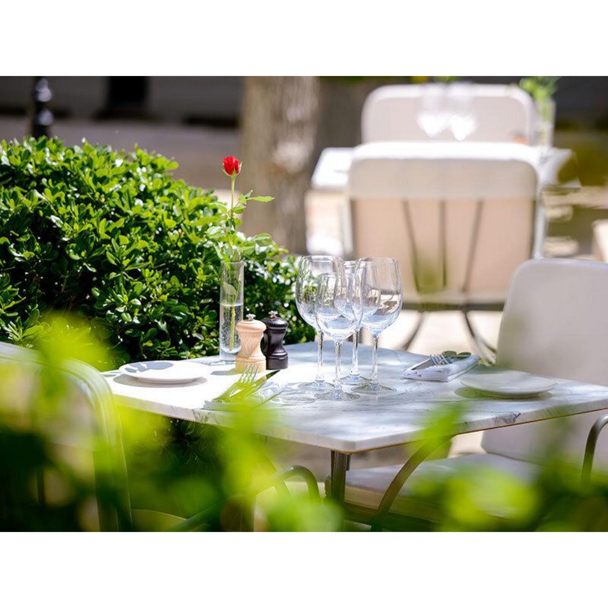 Smartbox Séjour de 2 jours en suite dans un hôtel 4* avec dîner près d'Avignon - Coffret Cadeau Séjour