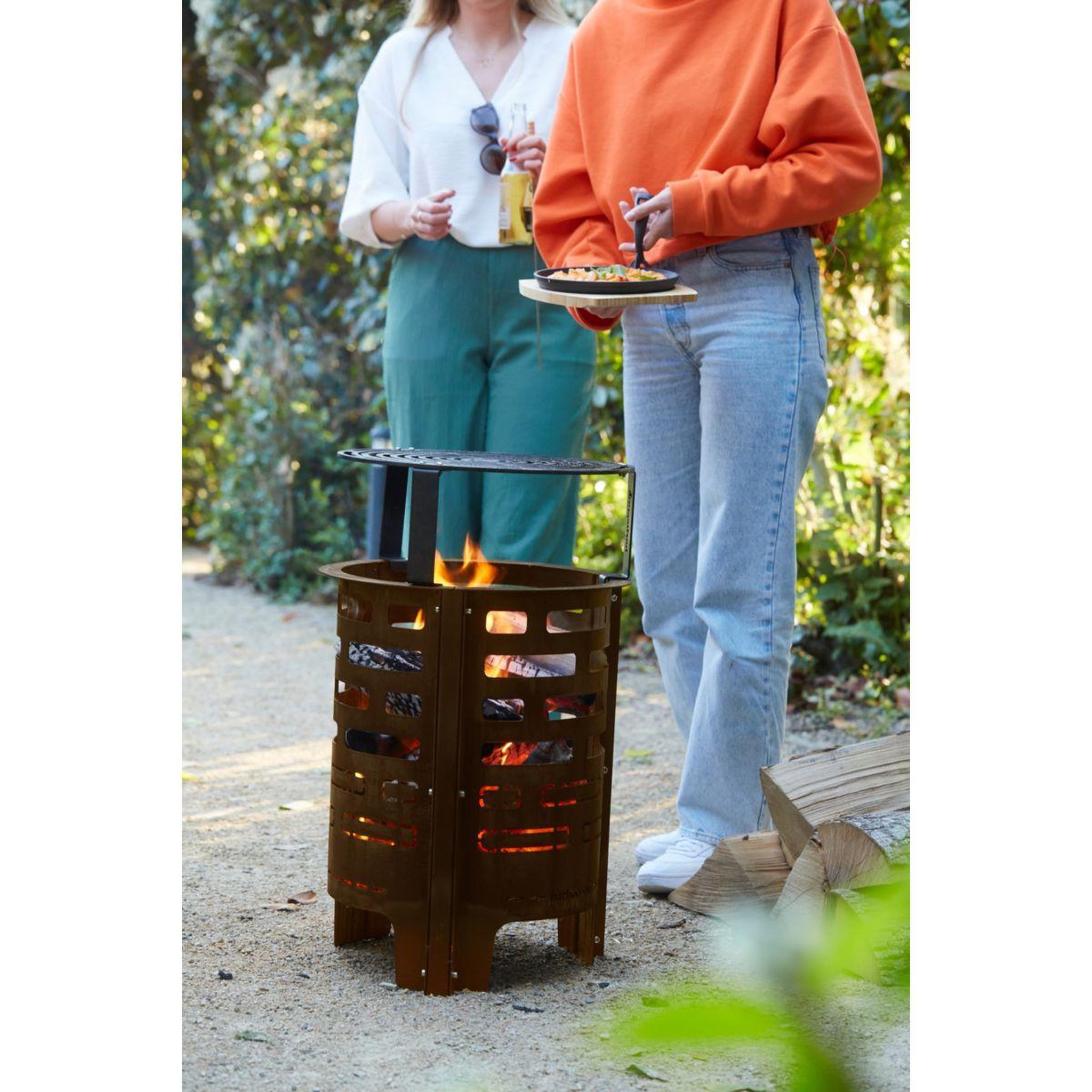 Voir la diapositive 4 : BARBECOOK Brasero jules avec cendrier en acier corten bc-w